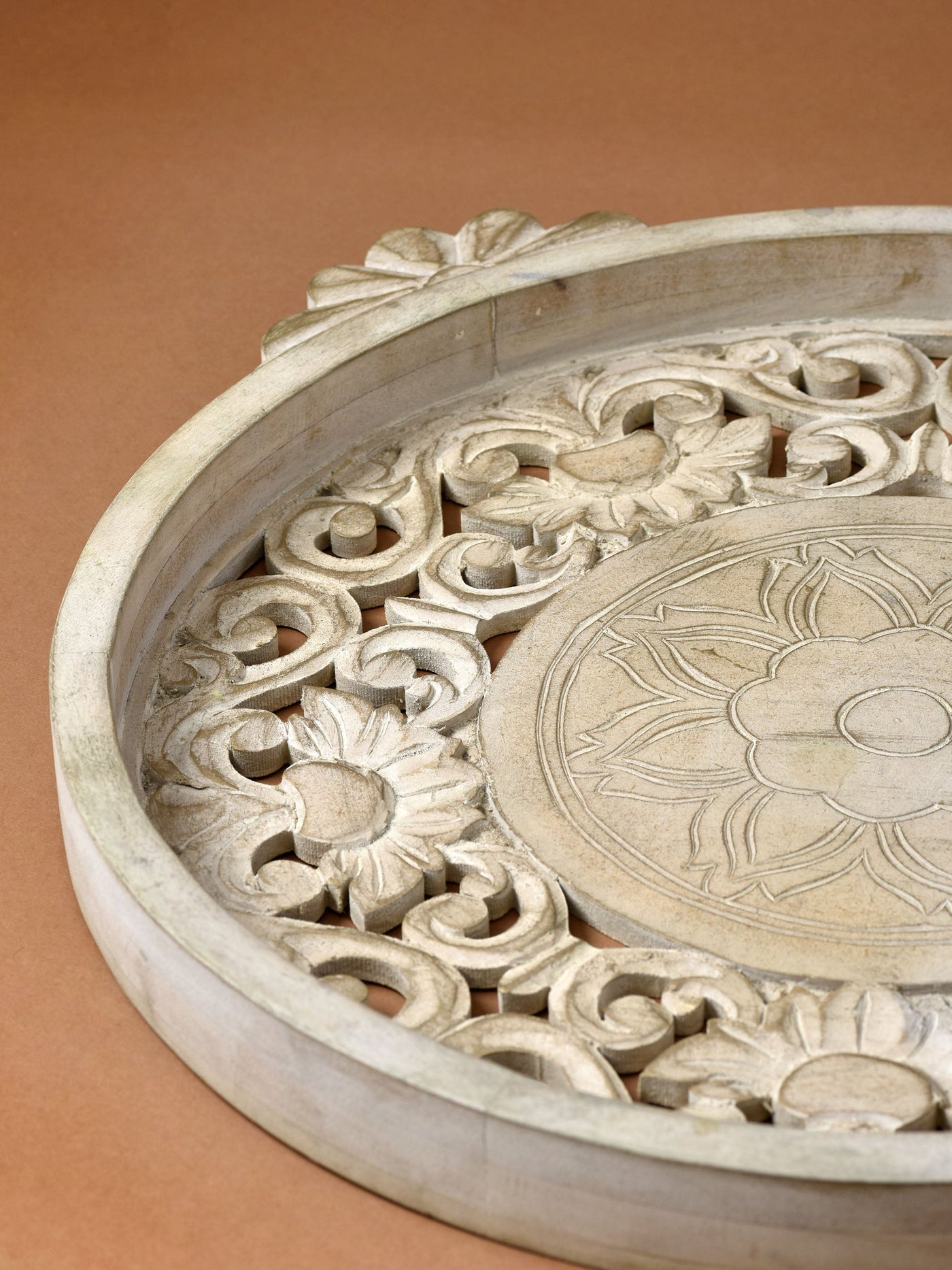 Mangifera Floral Carved Tray