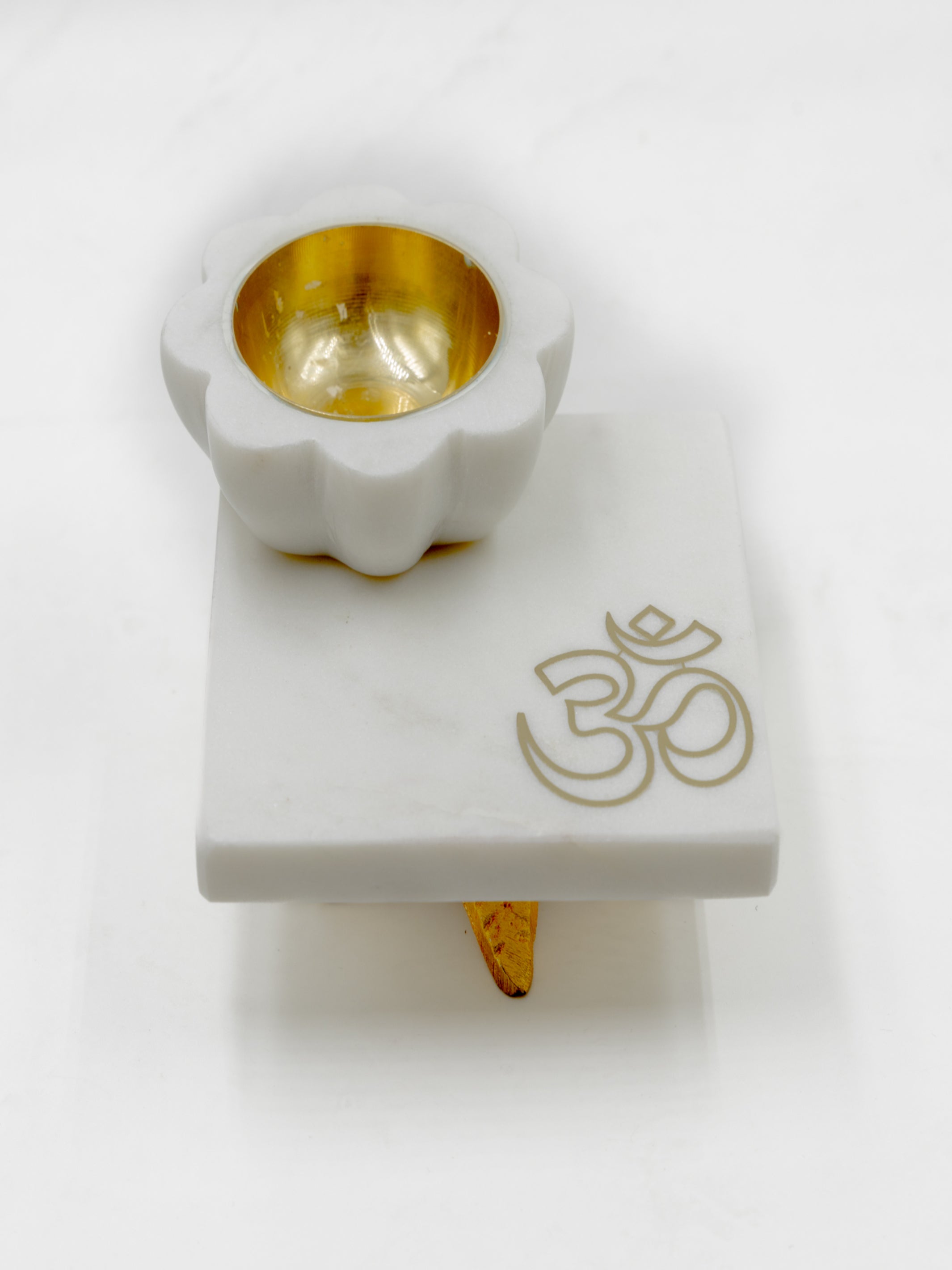 Marble OM Chowki with Marble Brass Diya – Handcrafted Marble Pooja Chowki for Home Temple & Spiritual Décor