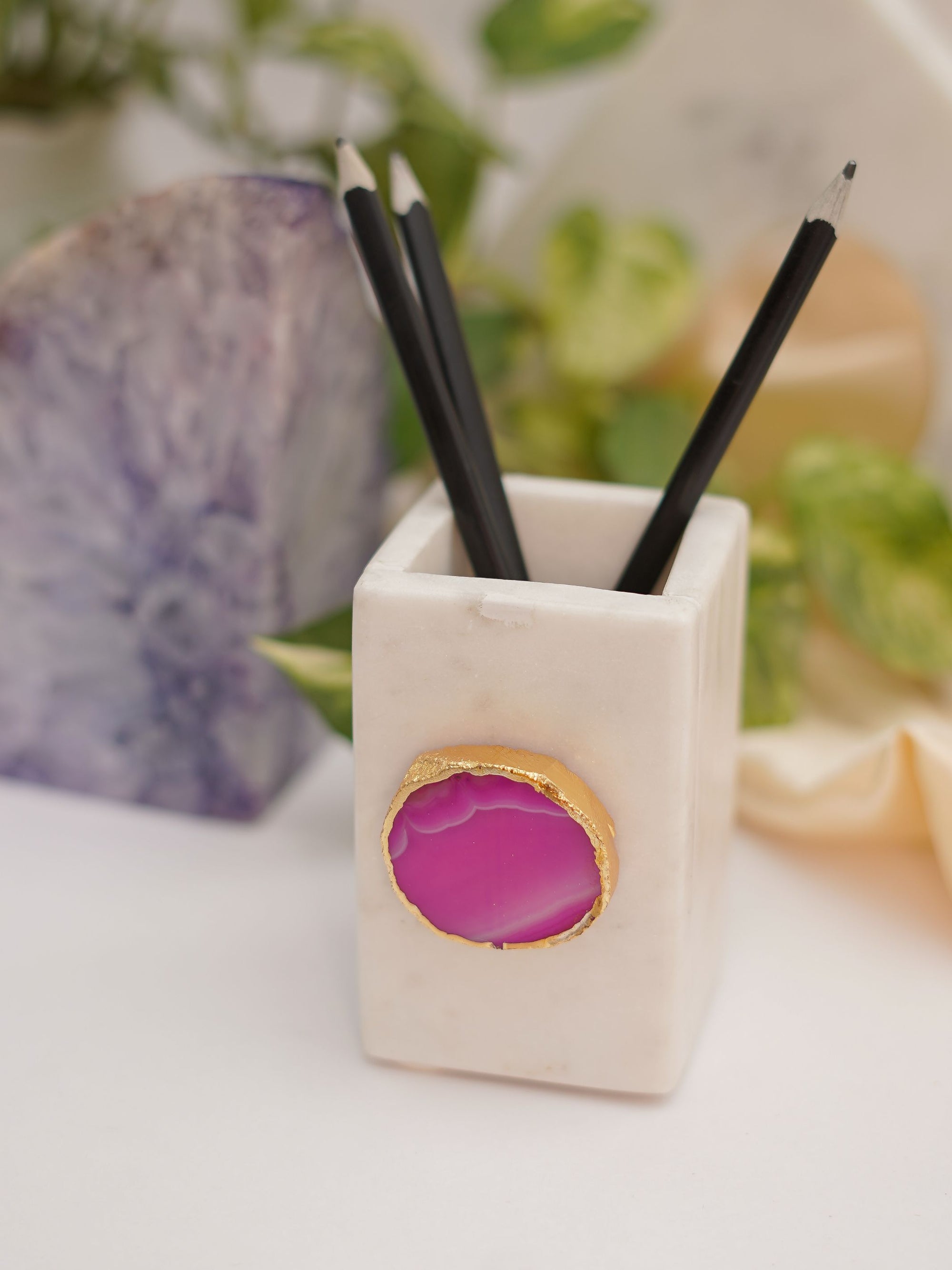 Marble Penstand With Agate
