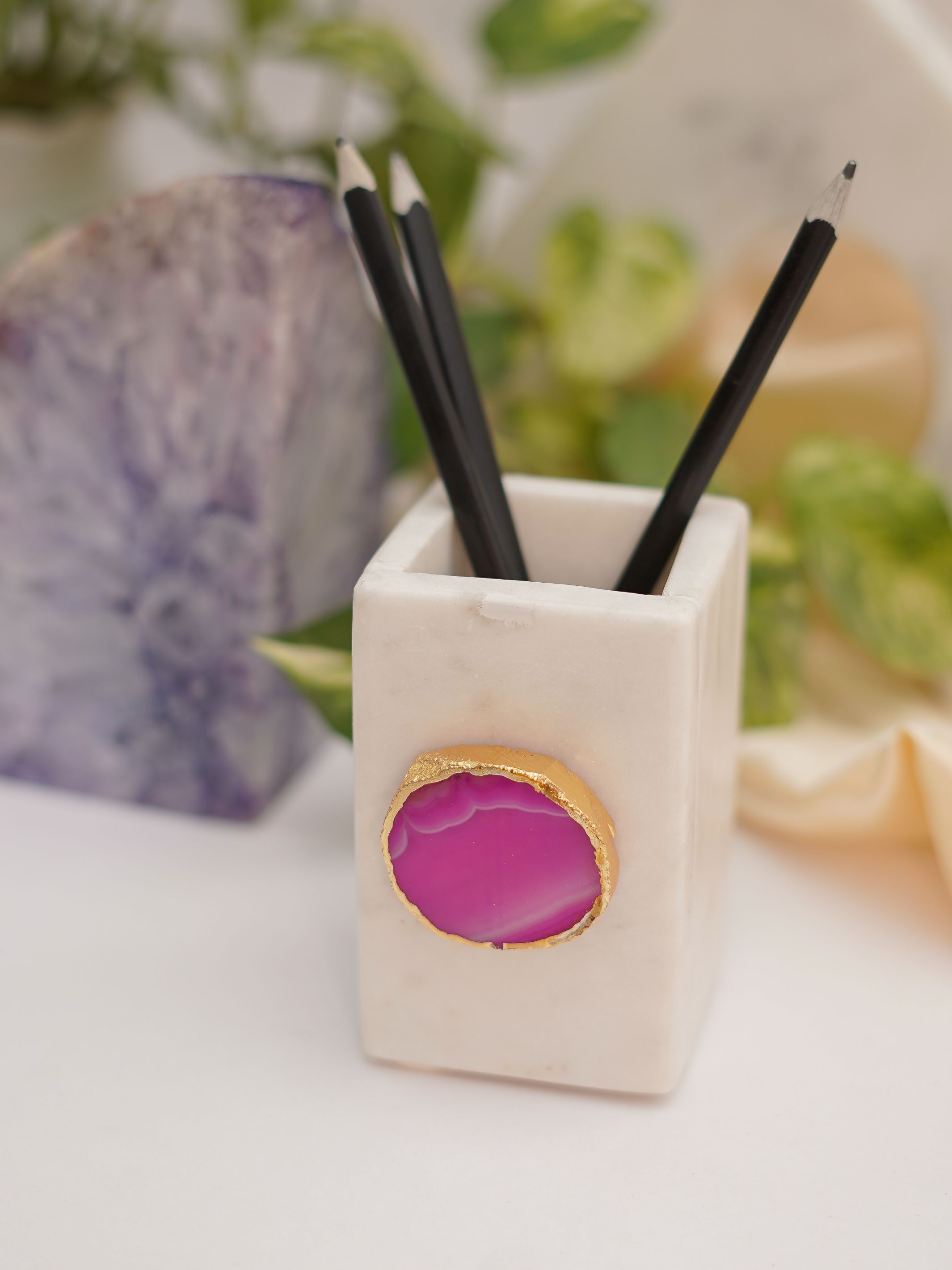 Marble Penstand With Agate