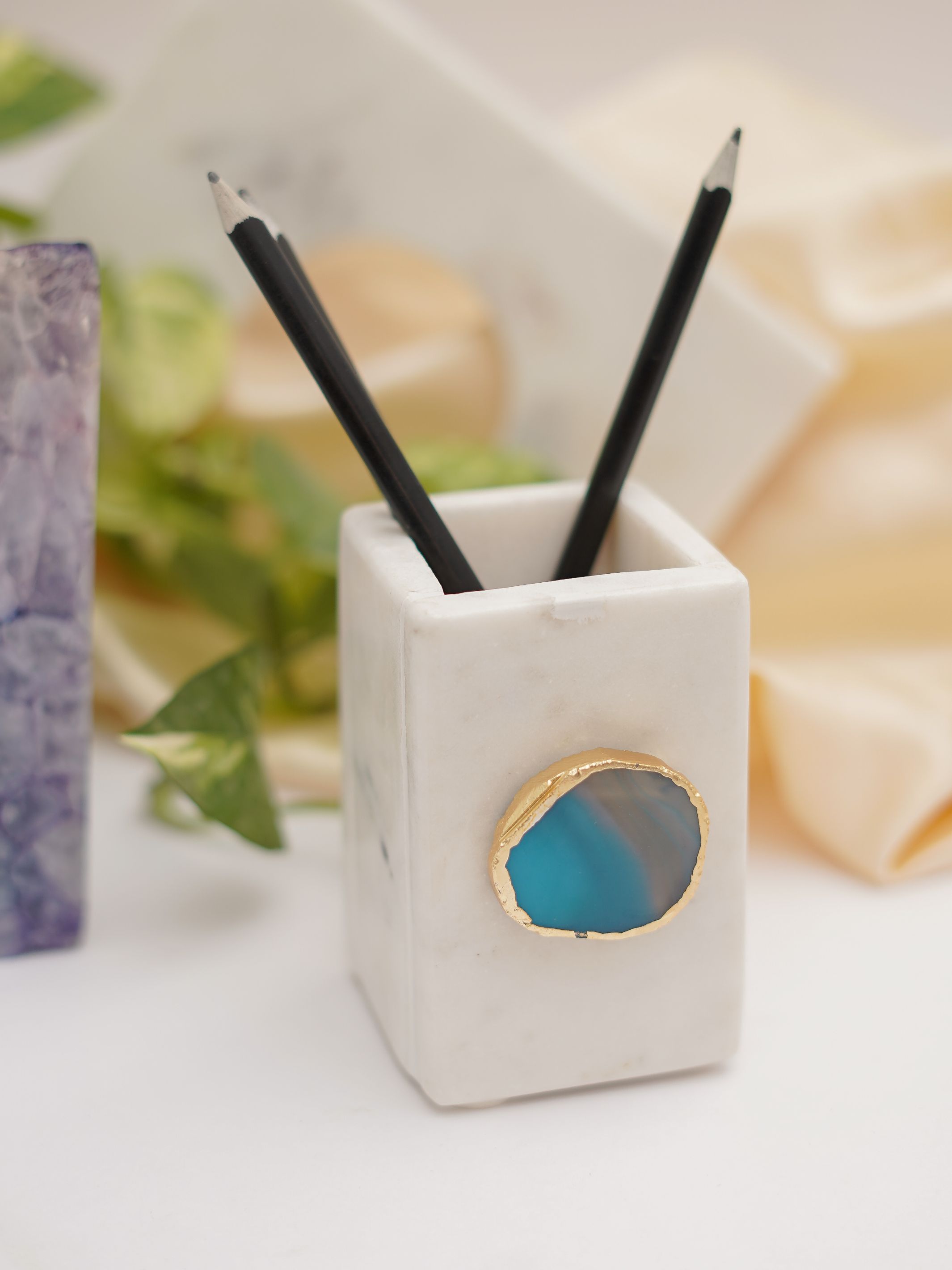 Marble Penstand With Agate