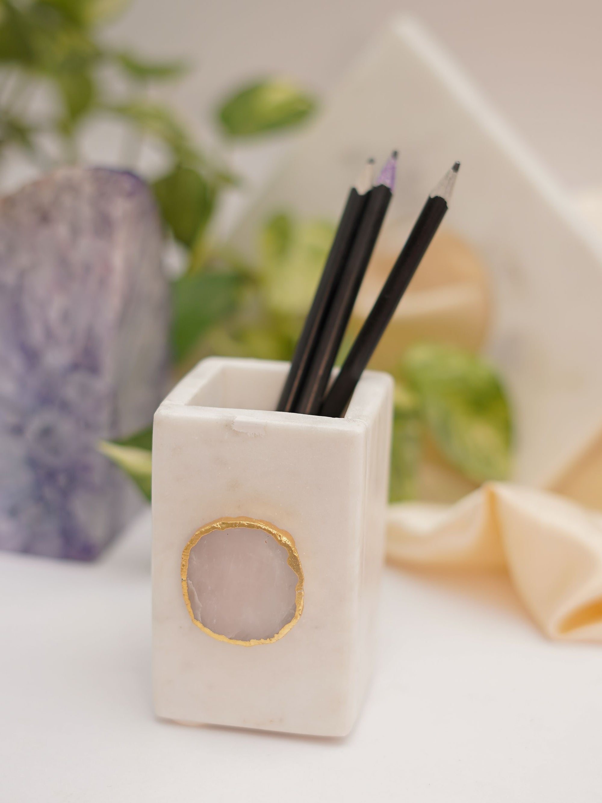 Marble Penstand With Agate
