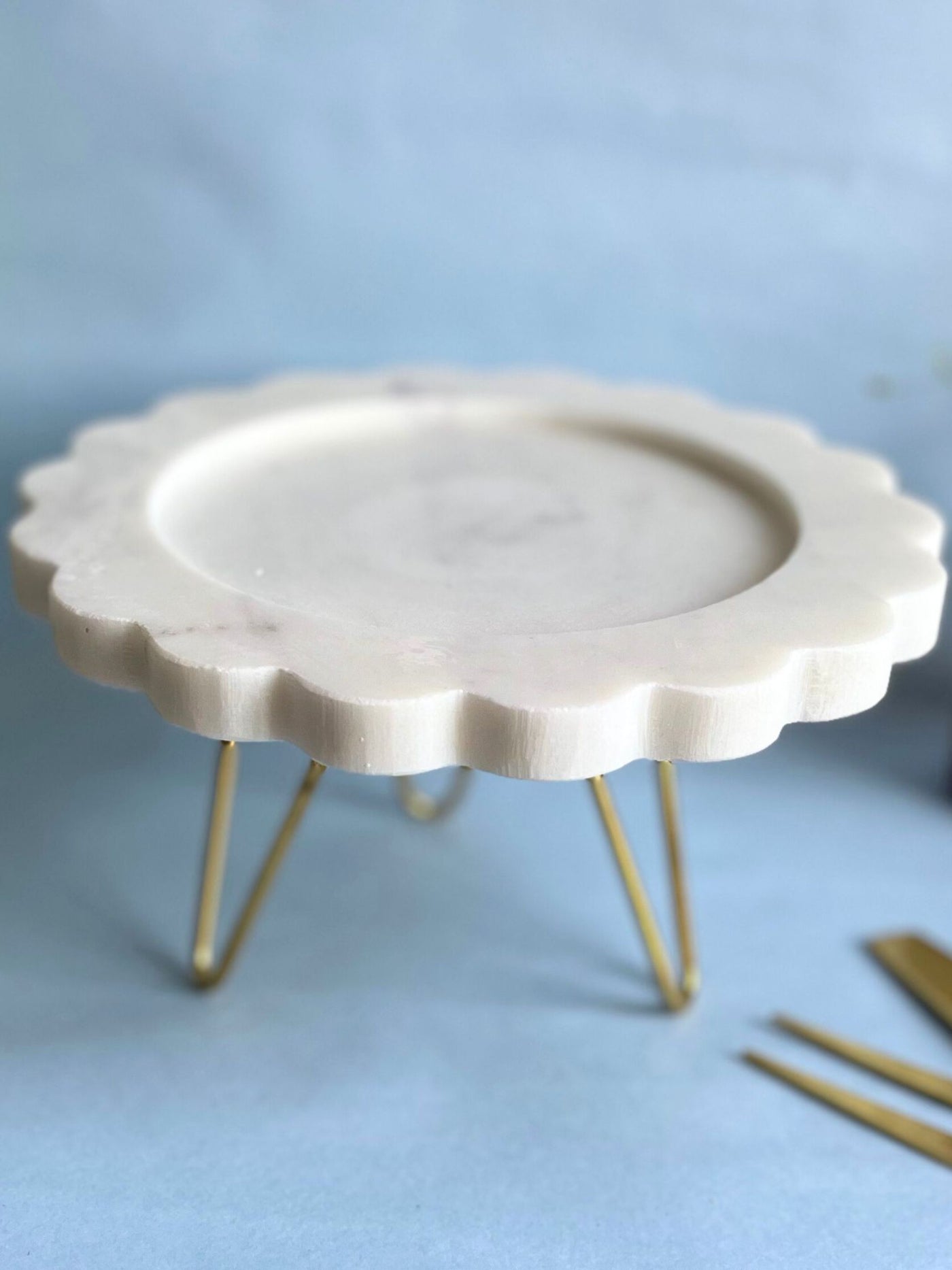 Marble Pastry Stand 8 Inch Round Sunflower Shape Cake Stand