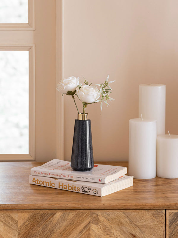Marble Bud Vase Black