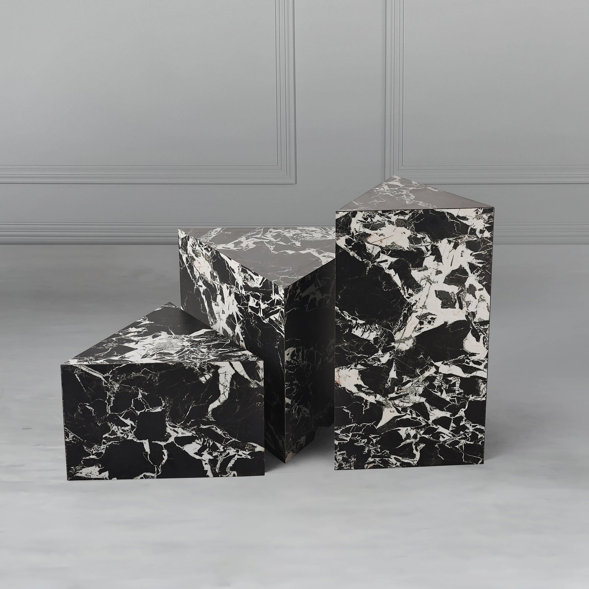 marquina-pedestals-set-3_2_dw.webp