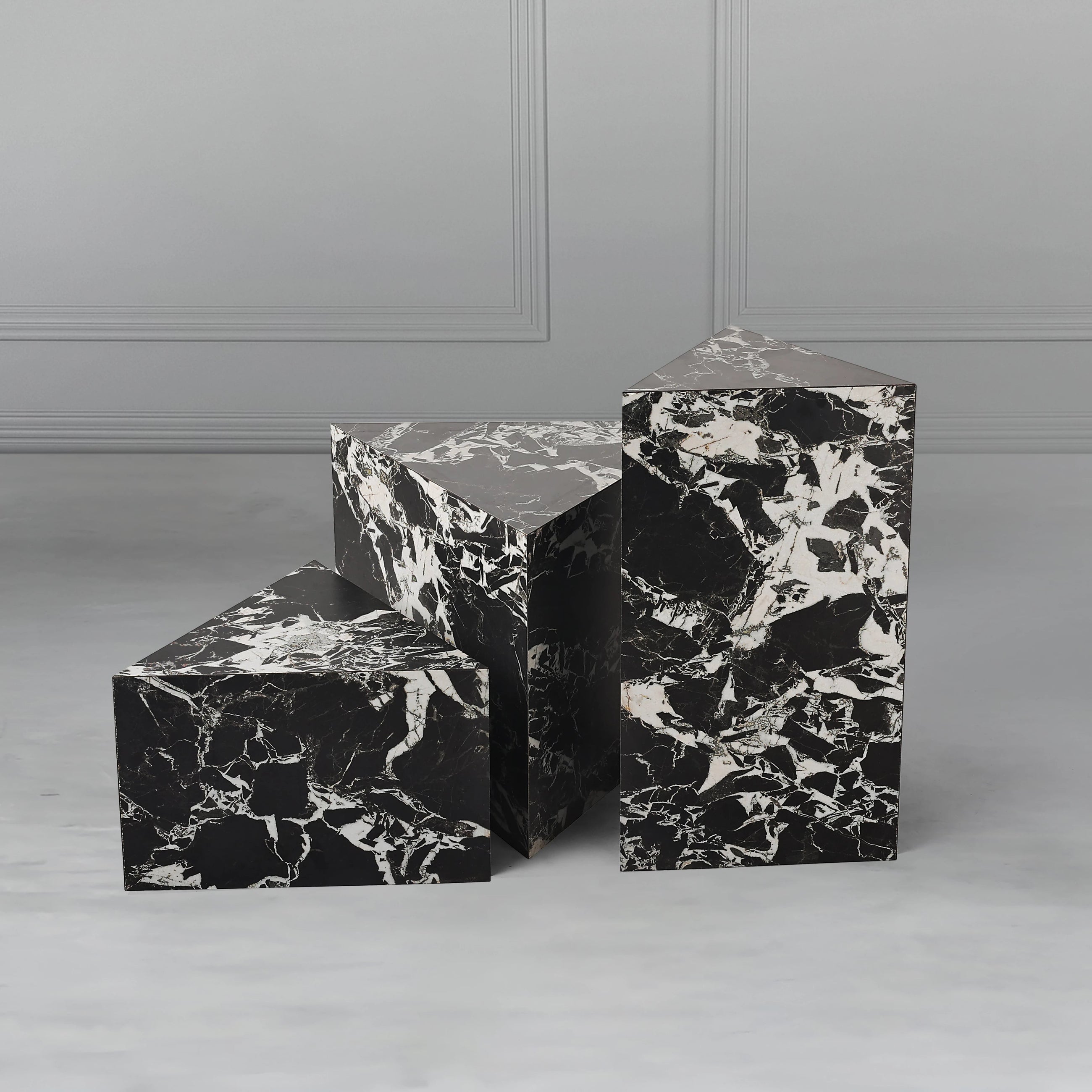 marquina-pedestals-set-3_2_dw.webp