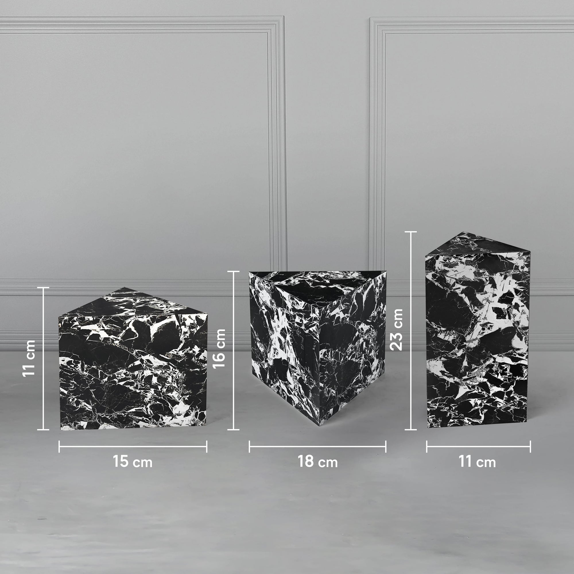 marquina-pedestals-set-3_6_dw.webp