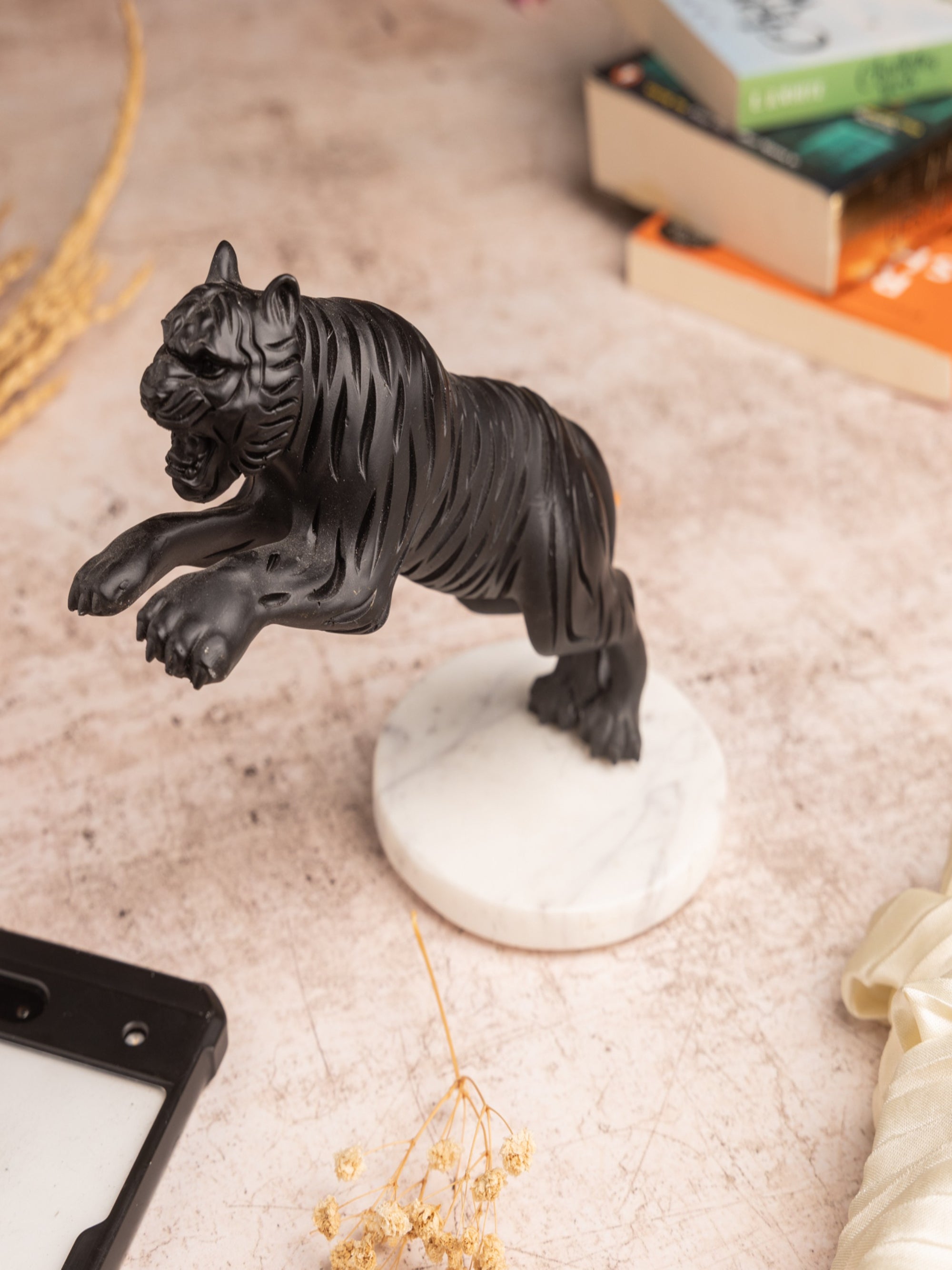 Attacking Tiger Showpiece with Marble Base – Majestic Wildlife Figurine for Home & Office Décor