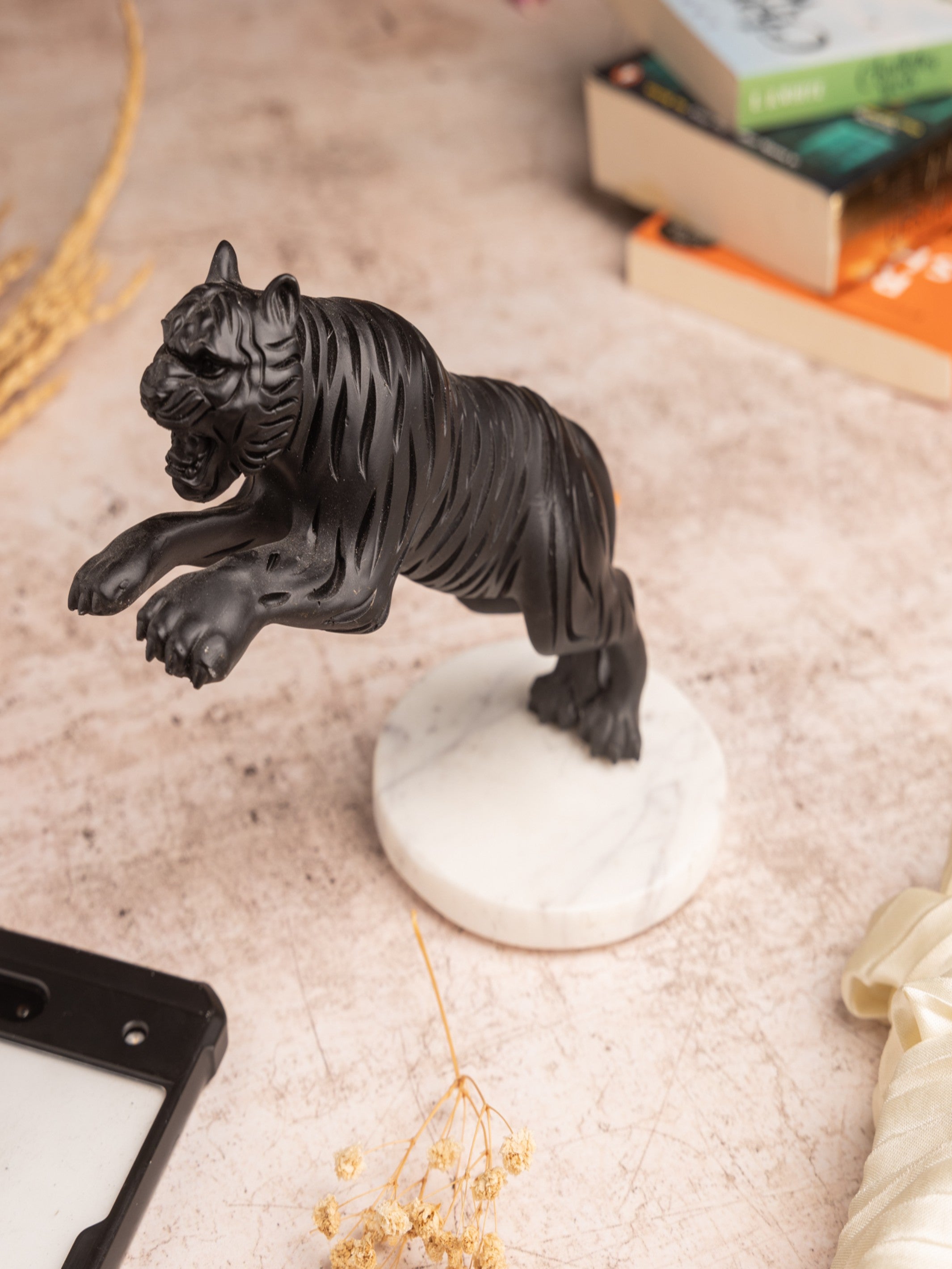 Attacking Tiger Showpiece with Marble Base – Majestic Wildlife Figurine for Home & Office Décor