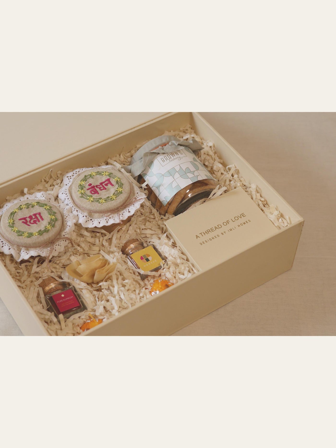Medium rakhi box