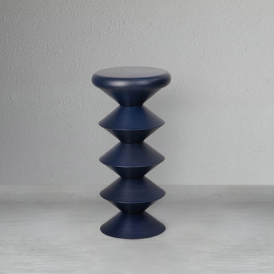 meridian-accent-table_2_dw.webp