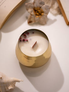 Meta Scented Candle