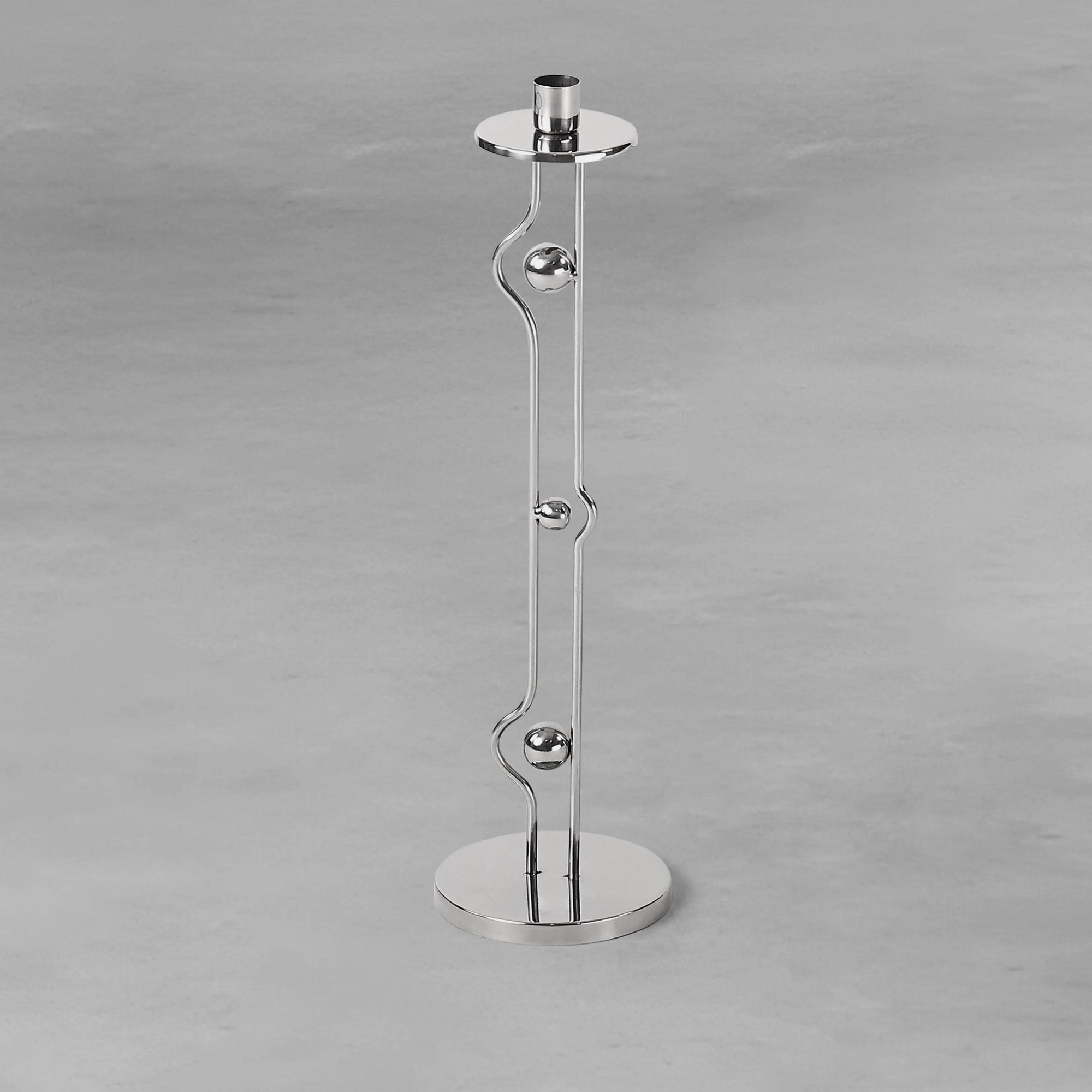 metal-orb-candle-holder-large_3_dw.webp