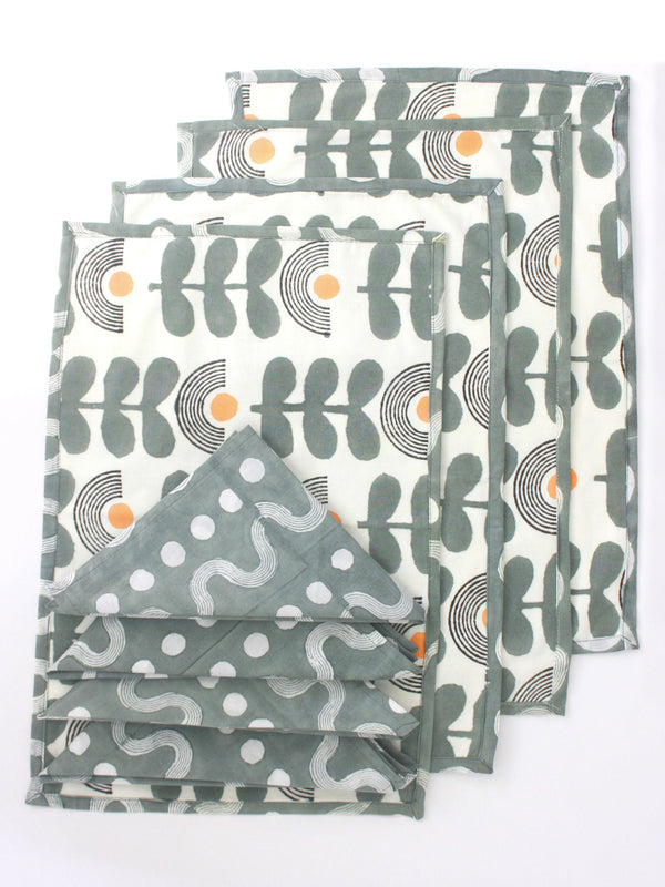 Table Linens Set of 4 - Modern Floral