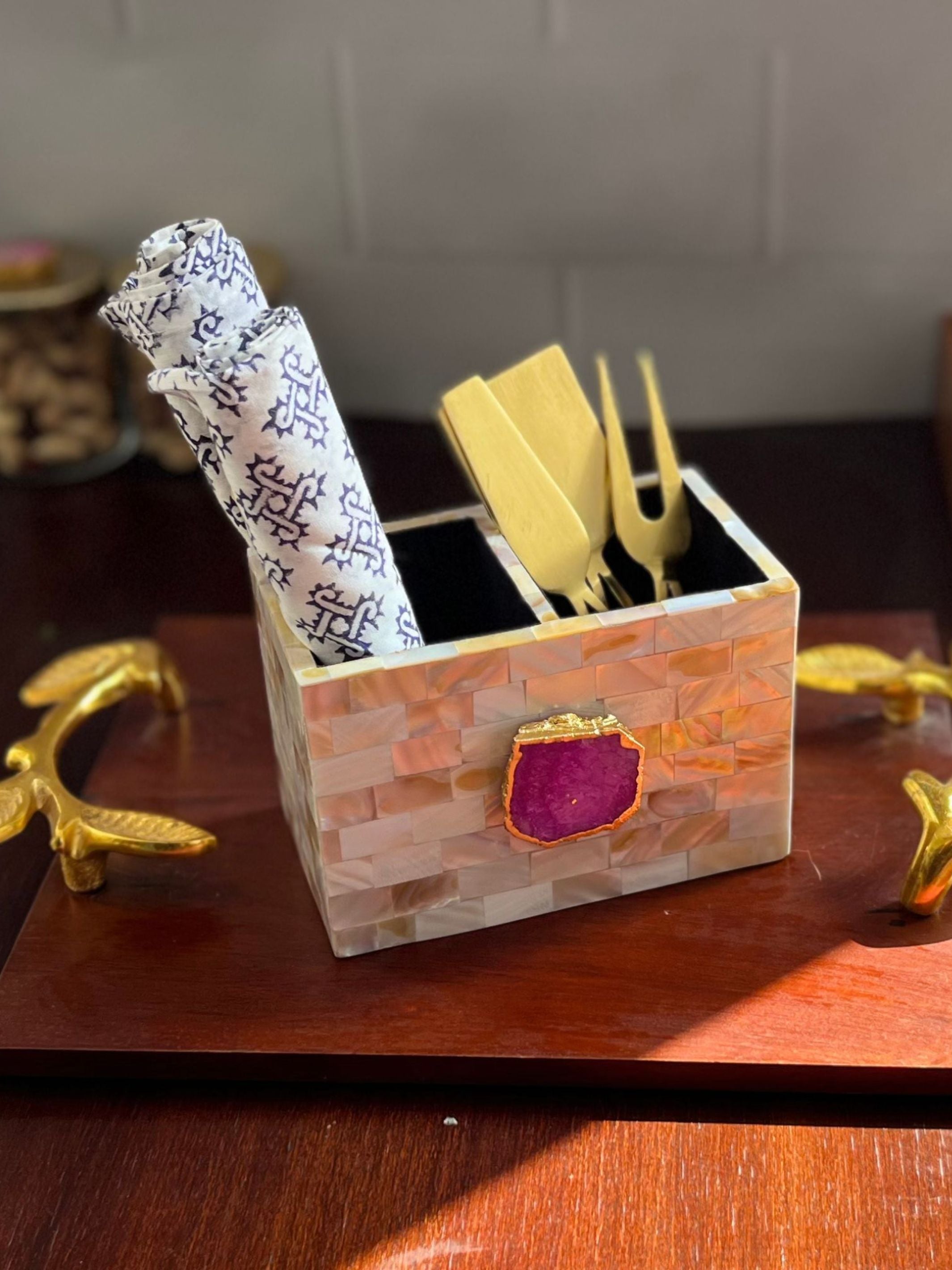 Cutlery Stand - Mother of Pearl with Agate