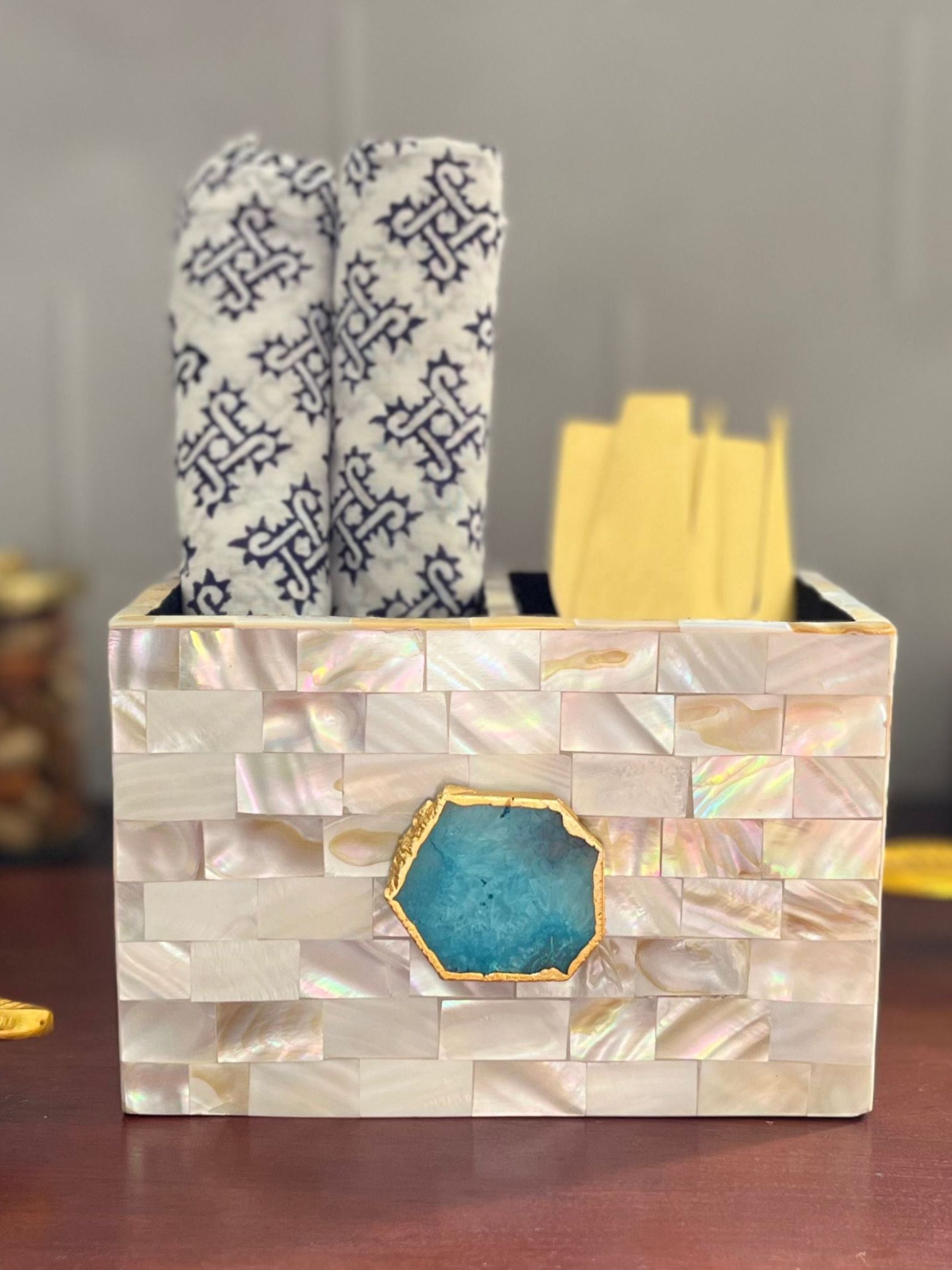 Cutlery Stand - Mother of Pearl with Agate