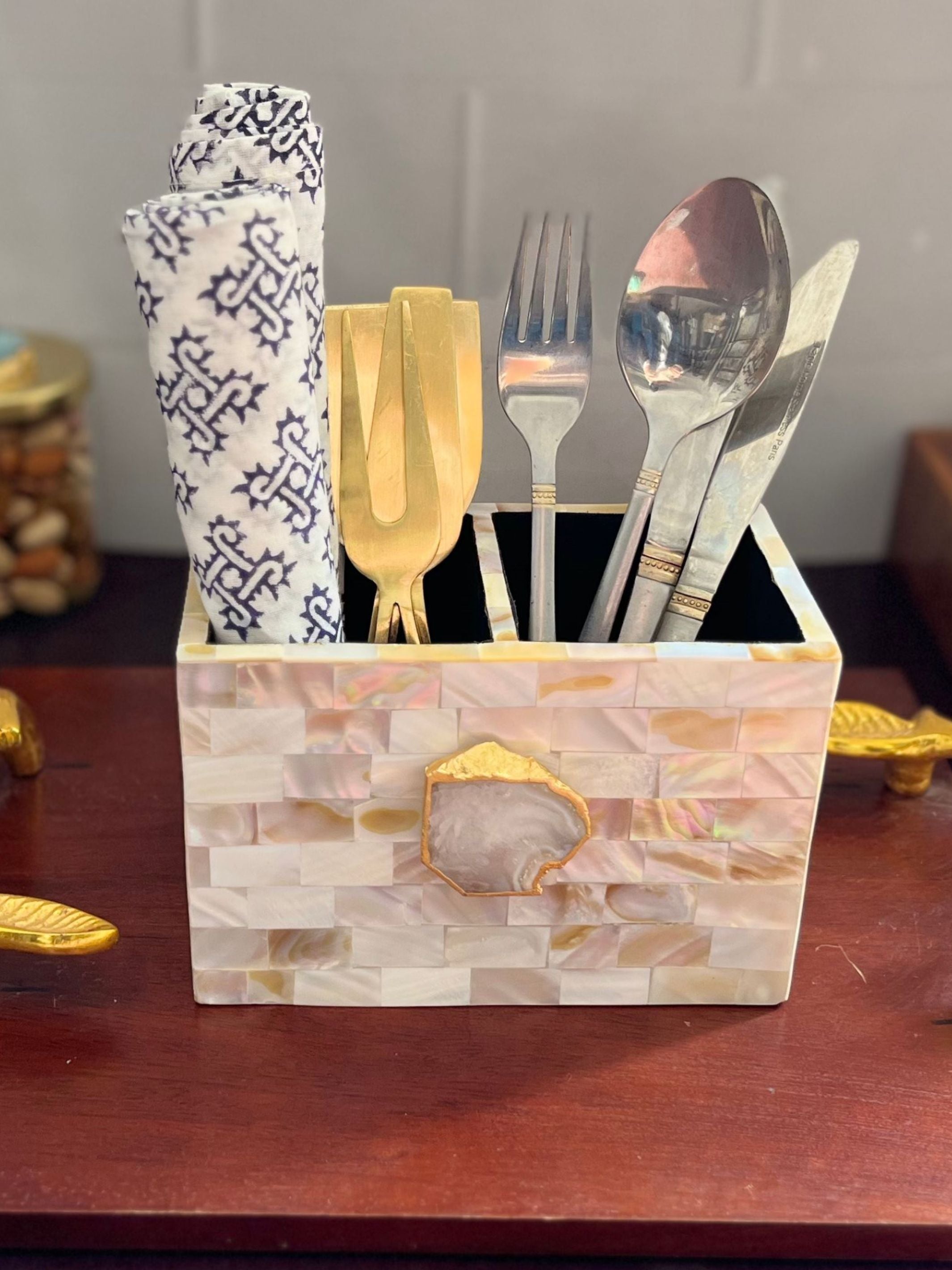 Cutlery Stand - Mother of Pearl with Agate