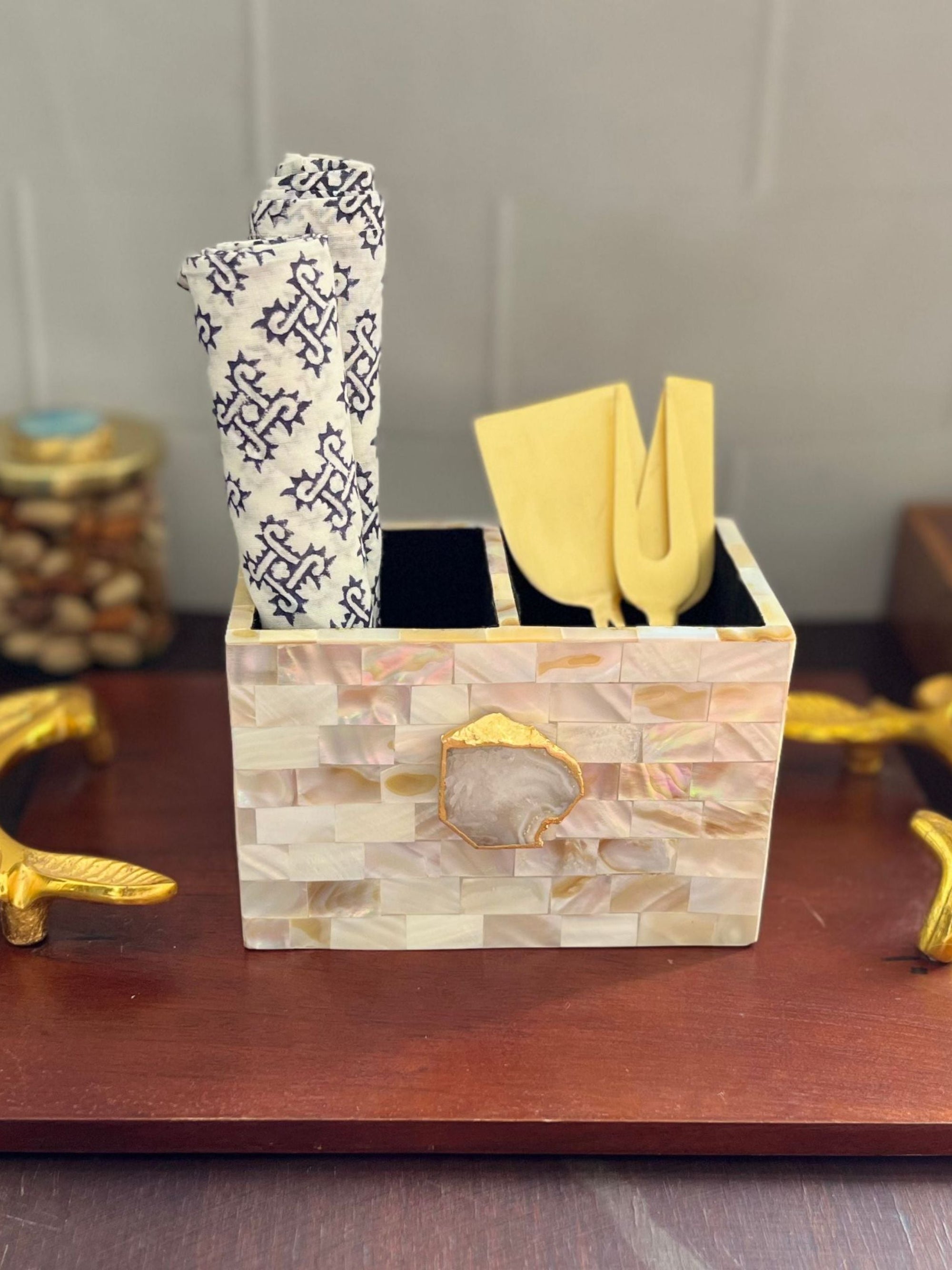 Cutlery Stand - Mother of Pearl with Agate