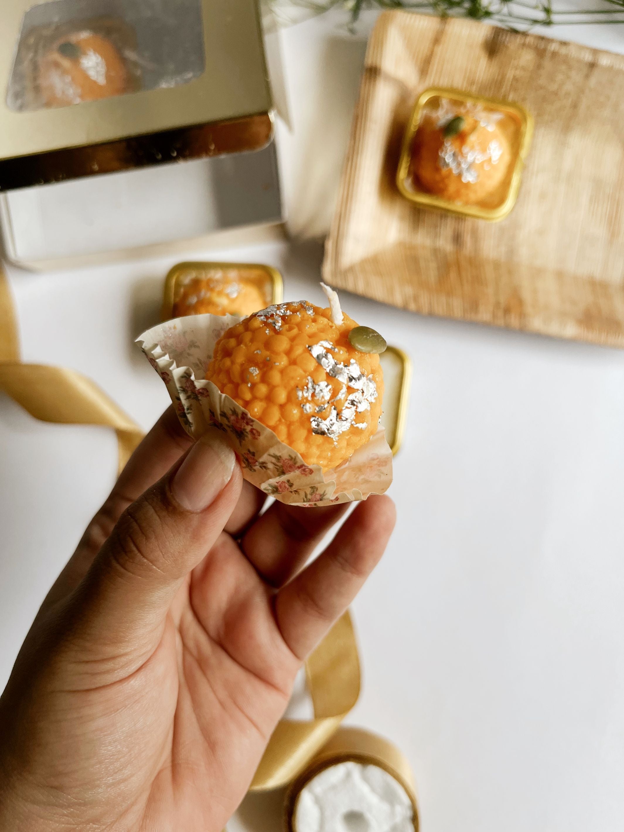 Moti choor laddu candle Set of 4