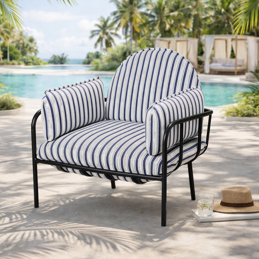 Como Outdoor Lounge Chair