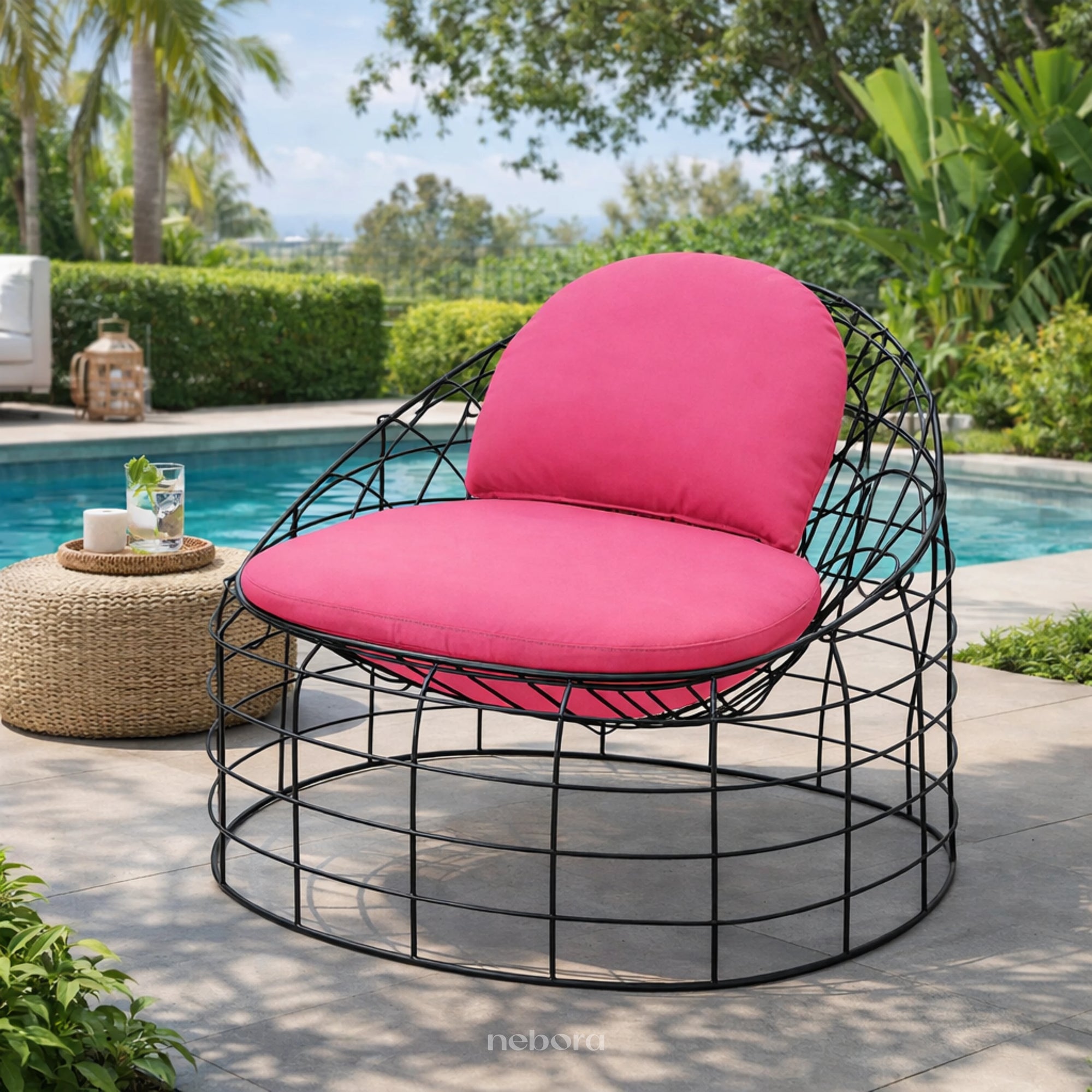 Viona Outdoor Lounge Chair Black