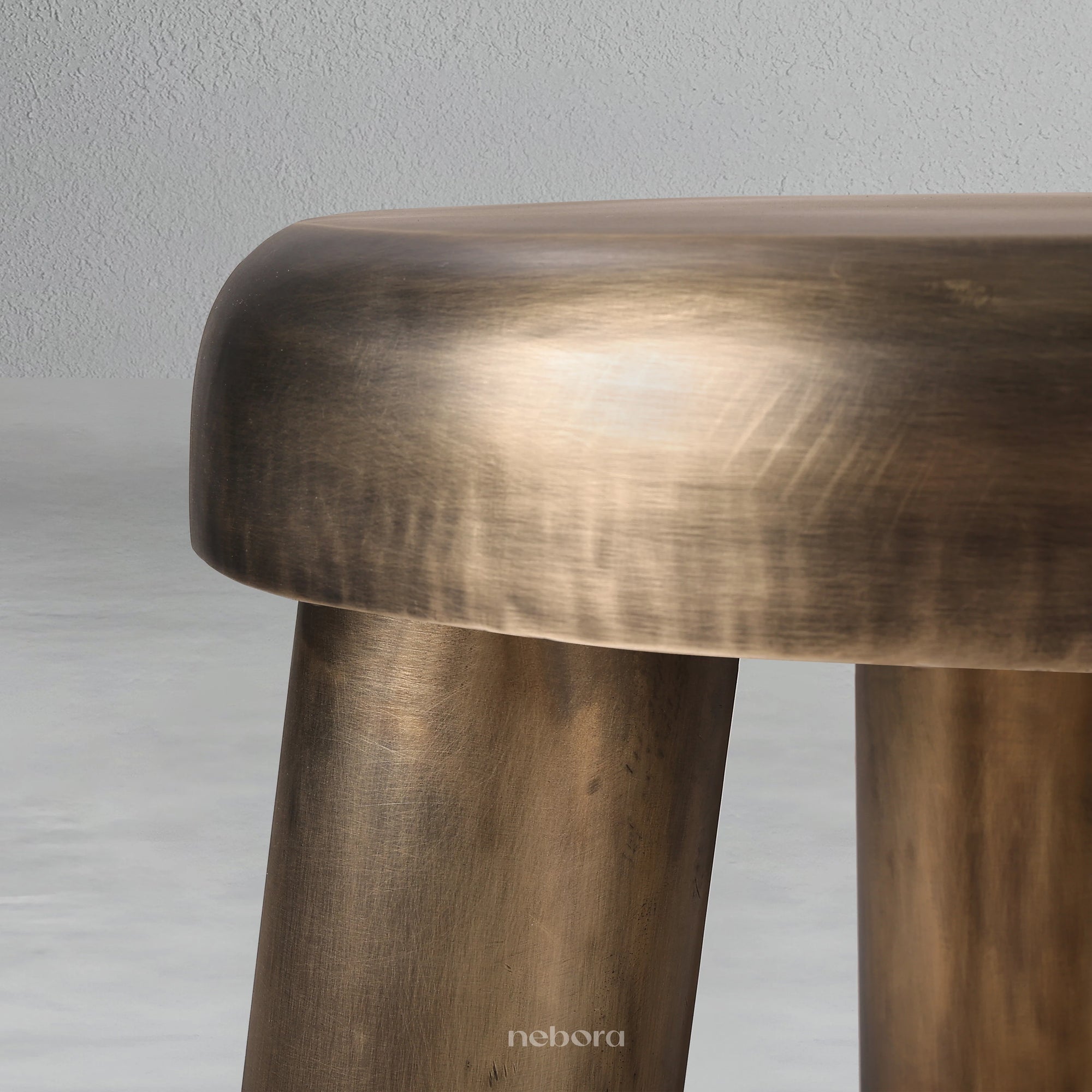 Pachy Stool / Side Table