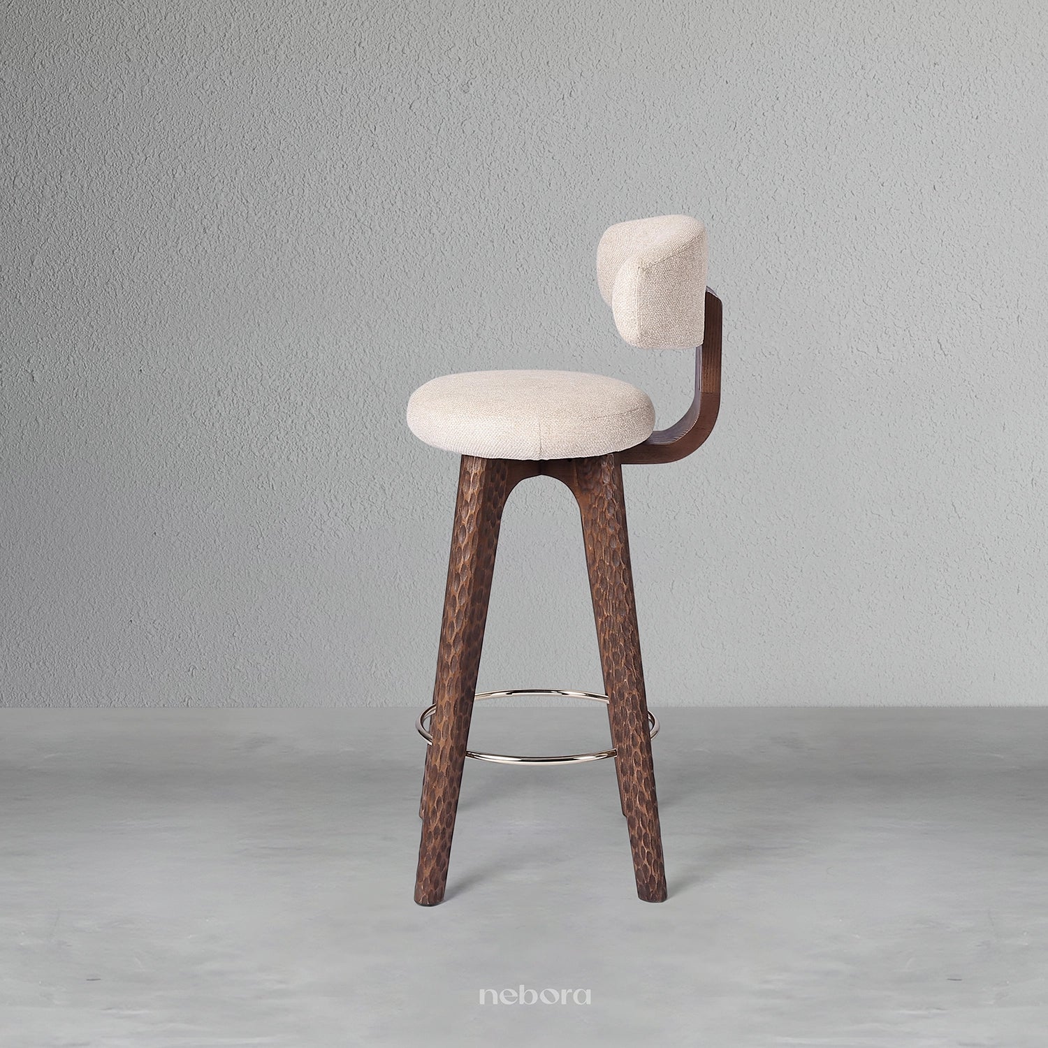 Halo Chiseled High Chair