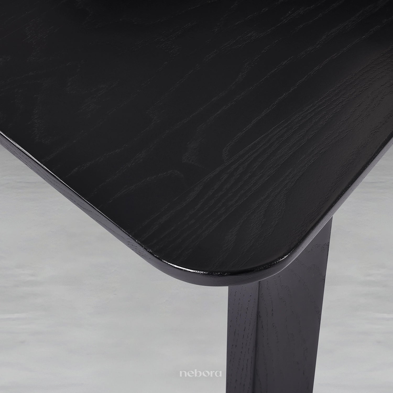 Kato Chair