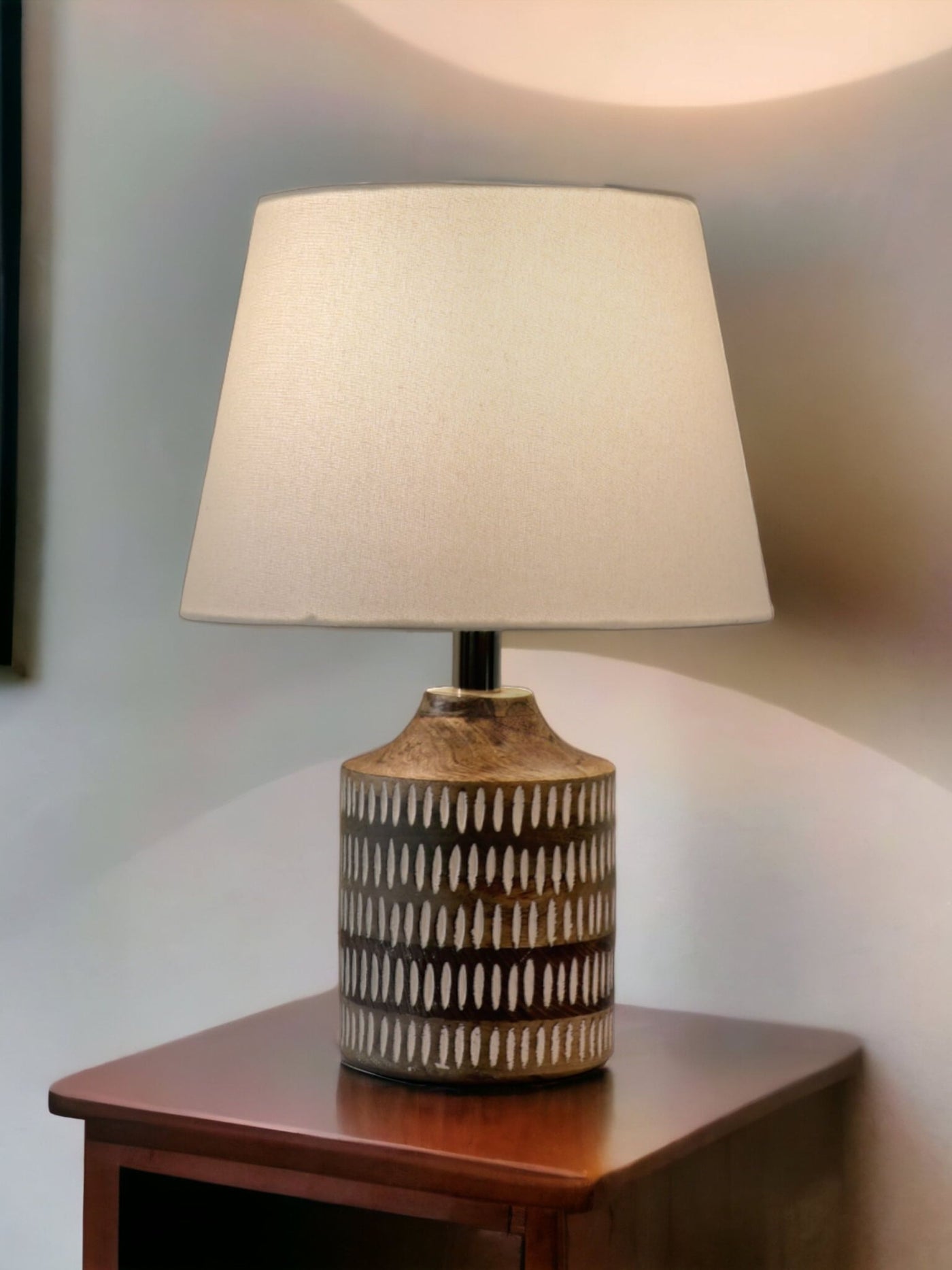 Naybu Straight Table Lamp