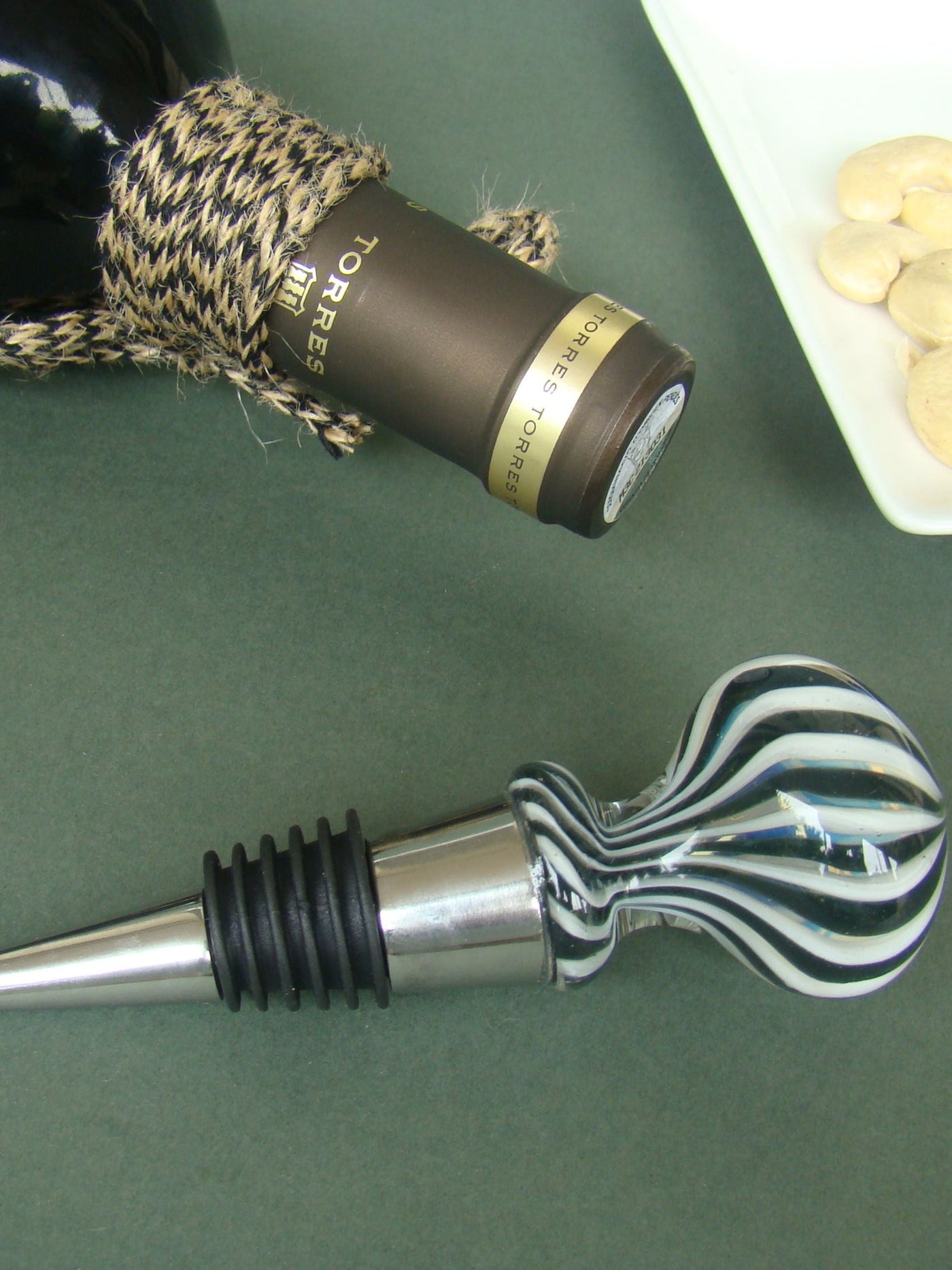 Noir Harmony Handblown Glass Wine Stoppers