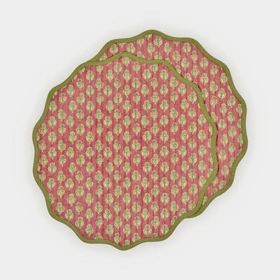 Viola Scallop Carmine Quilted Round Table Mats-Set of 2