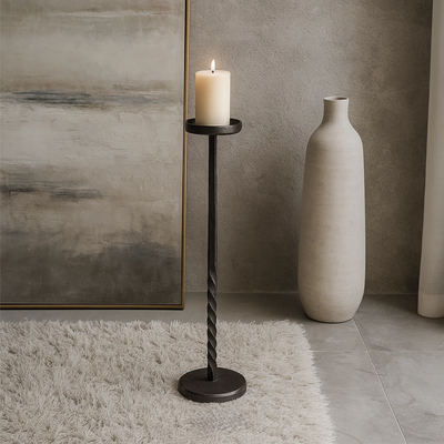 obsidian-spire-candle-holder-large_4_dw.webp