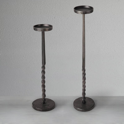 obsidian-spire-candle-holder-set-2_2_dw.webp