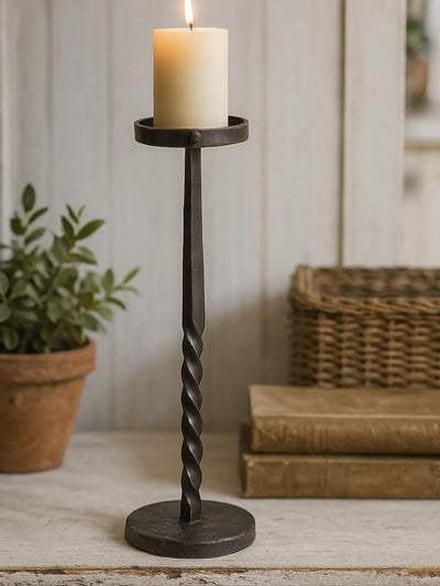 obsidian-spire-candle-holder-small_1_dw.jpg