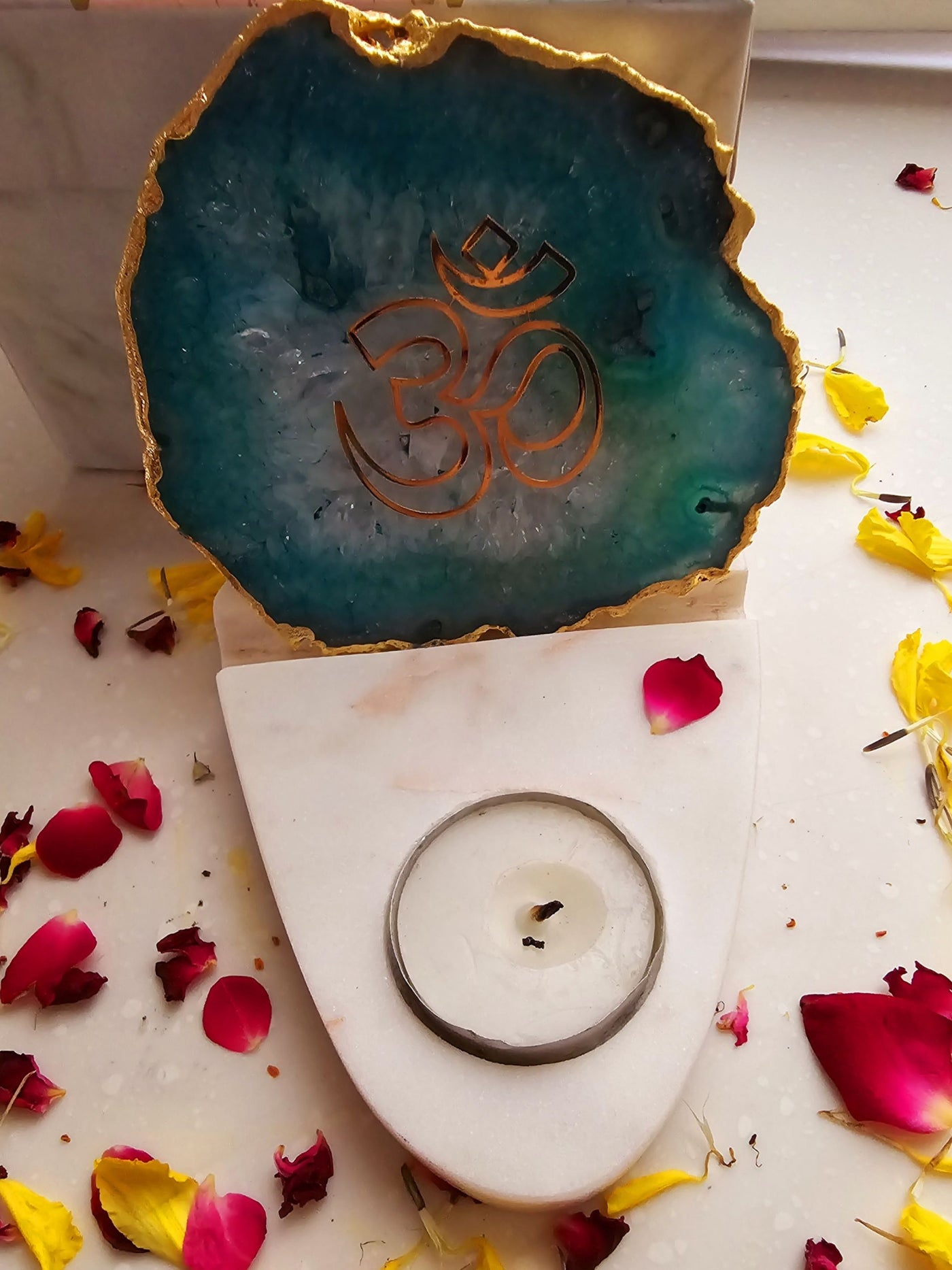 OM Agate & Marble Base Tea Light Holder Green