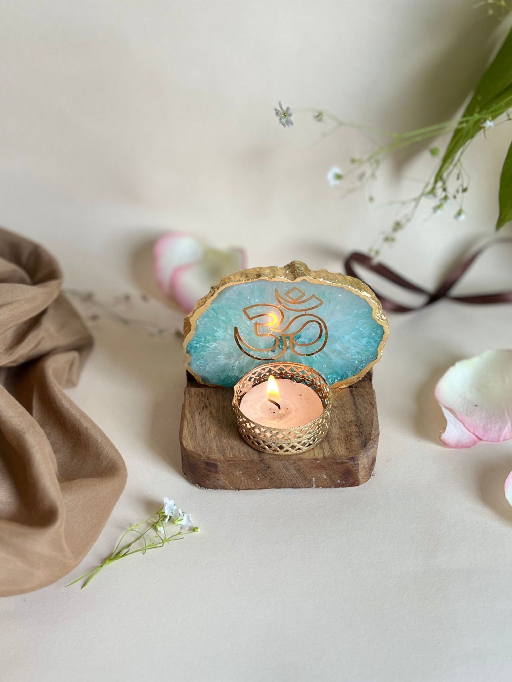 OM Tea Light Holder - Agate with Wood