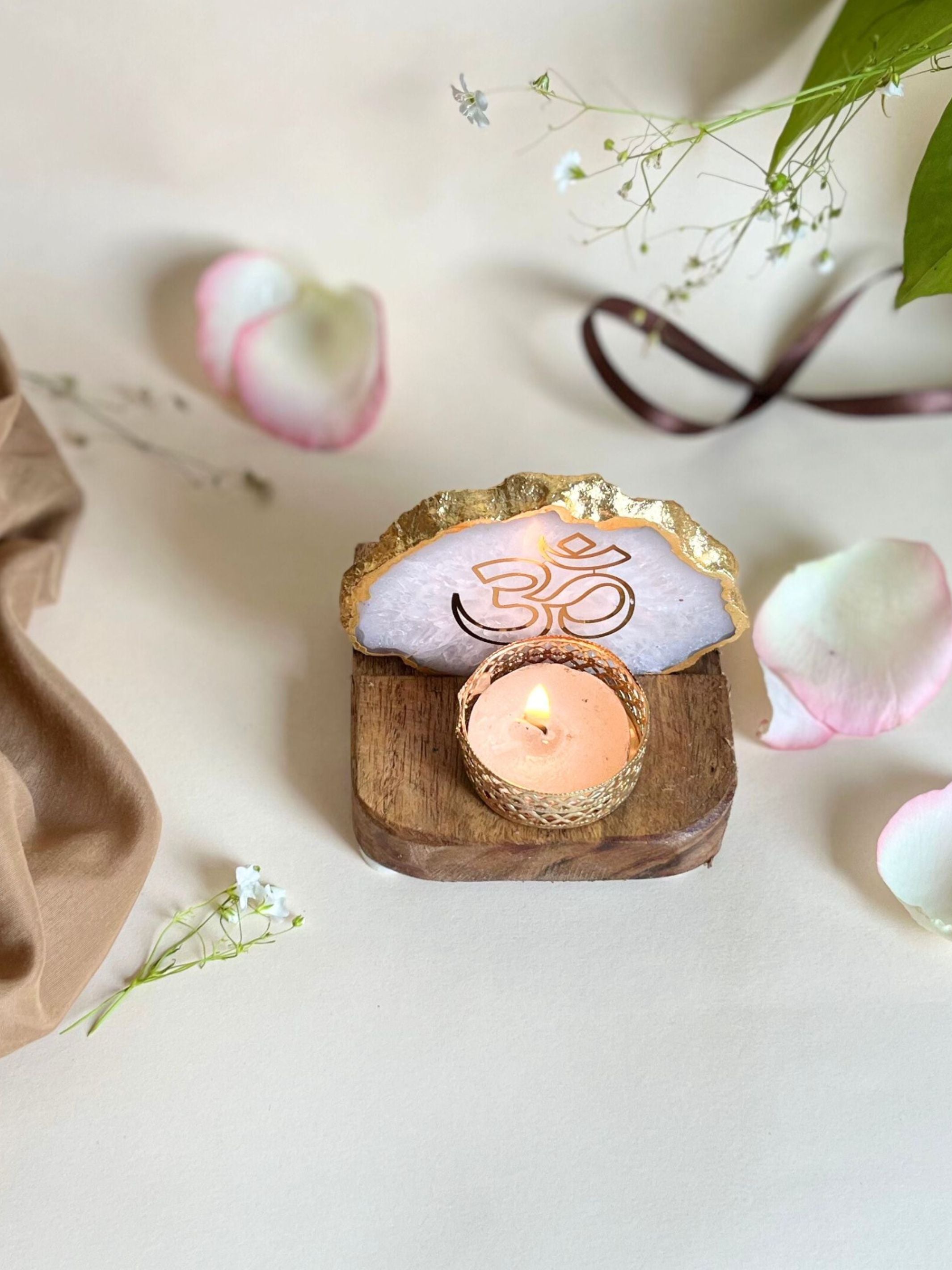 OM Tea Light Holder - Agate with Wood
