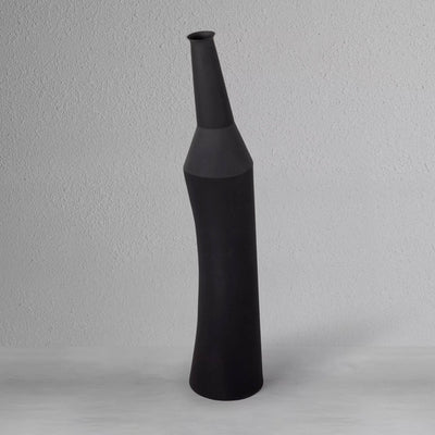 onyx-vase-large_2_dw.webp