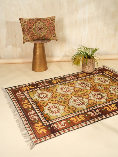 Ornate Vintage Medallion Embroidred Rug