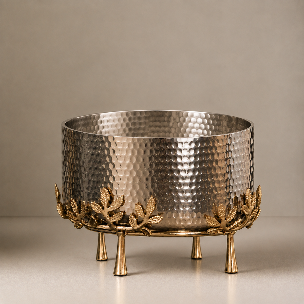 Handmade Luxe - Planter/Urli