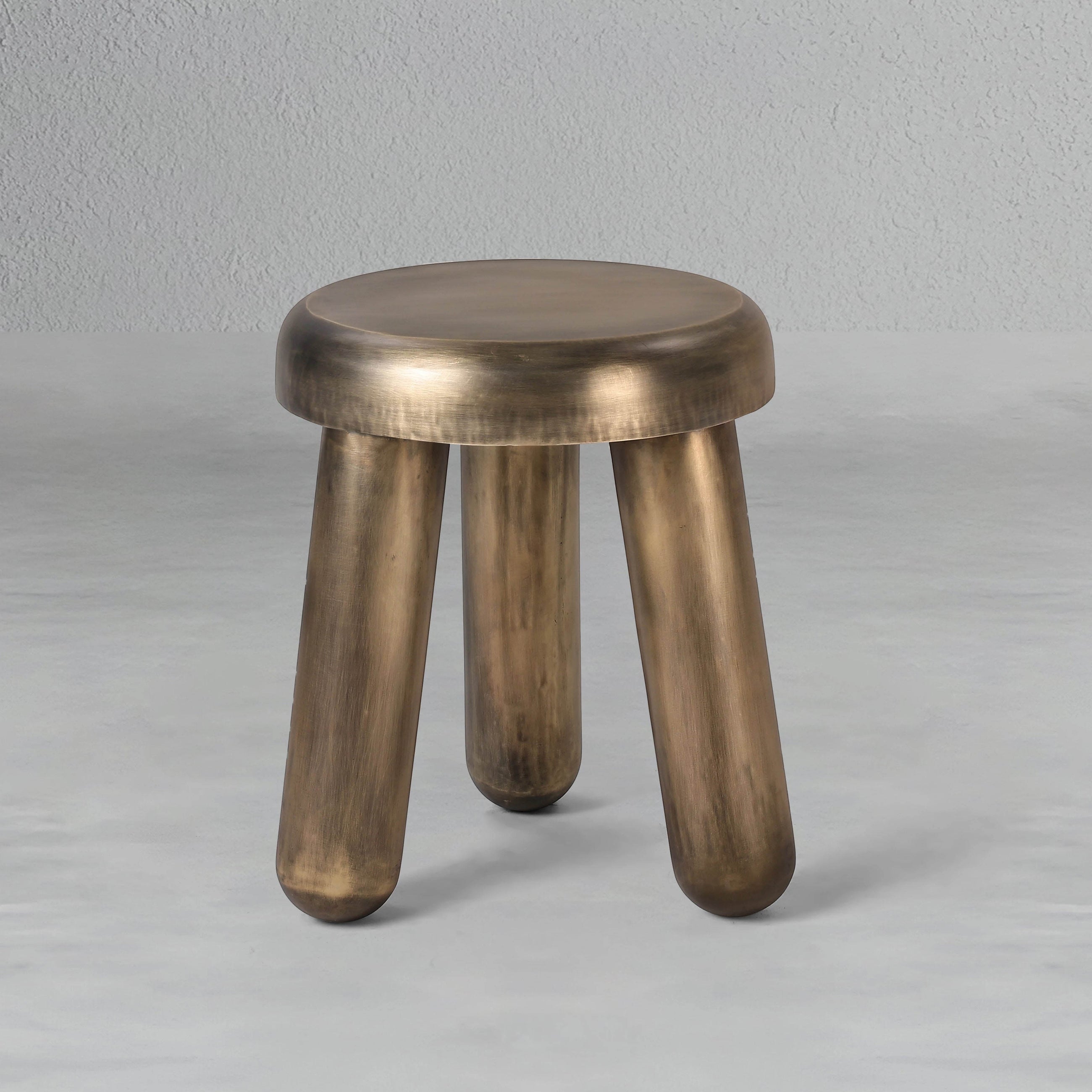 pachy-stool-side-table_2_dw.webp