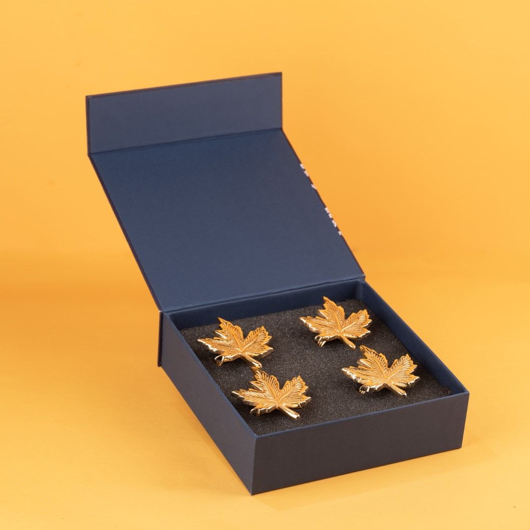 Maple Leaf Napkin Rings Gift Set