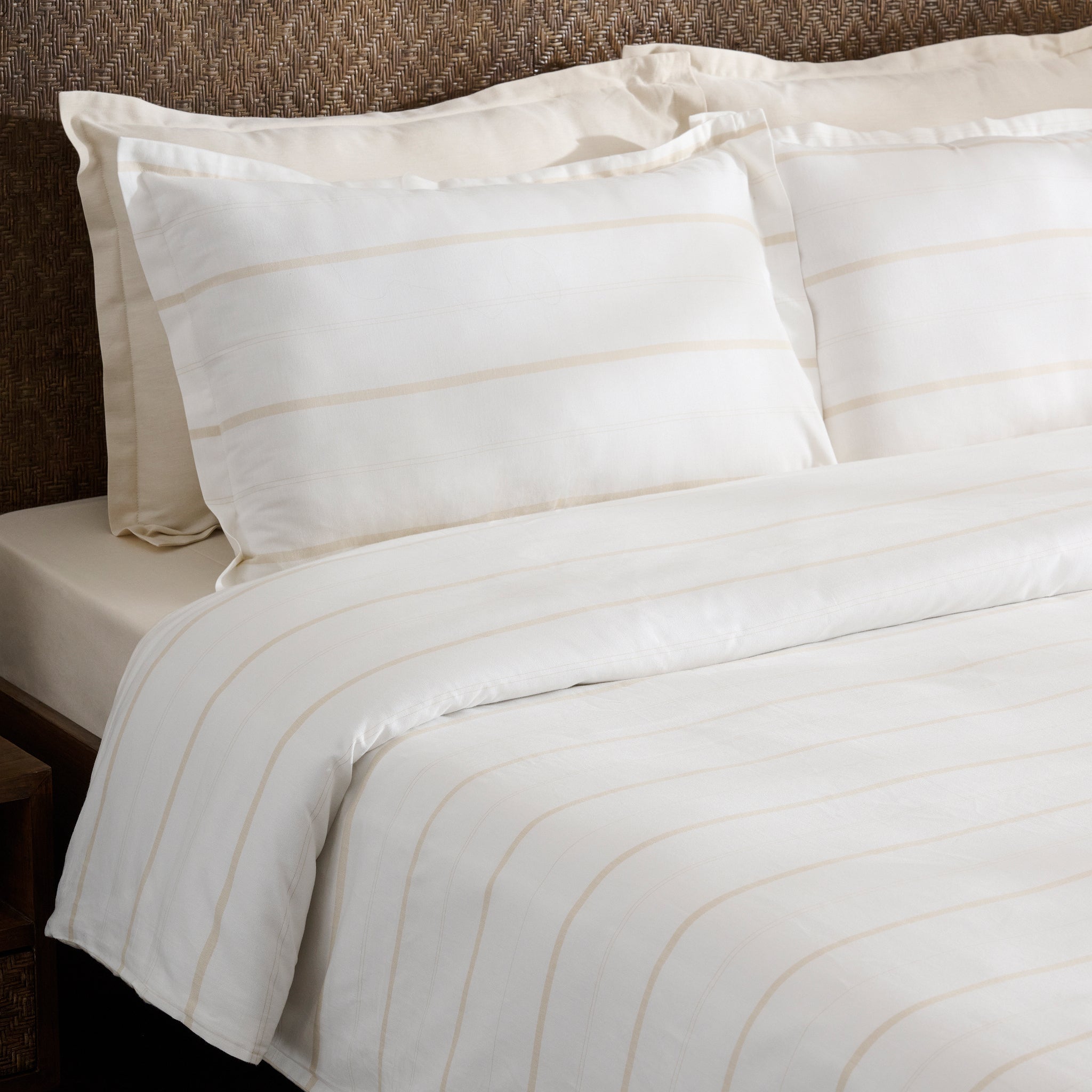 Palm Shadow | Cotton Linen | Jacquard | Bed Set