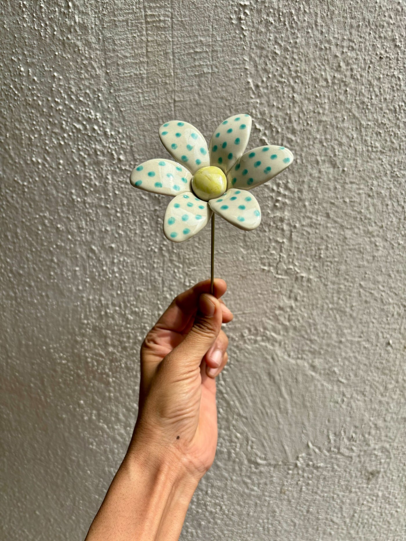 Mod Polka Daisy- Single Stem