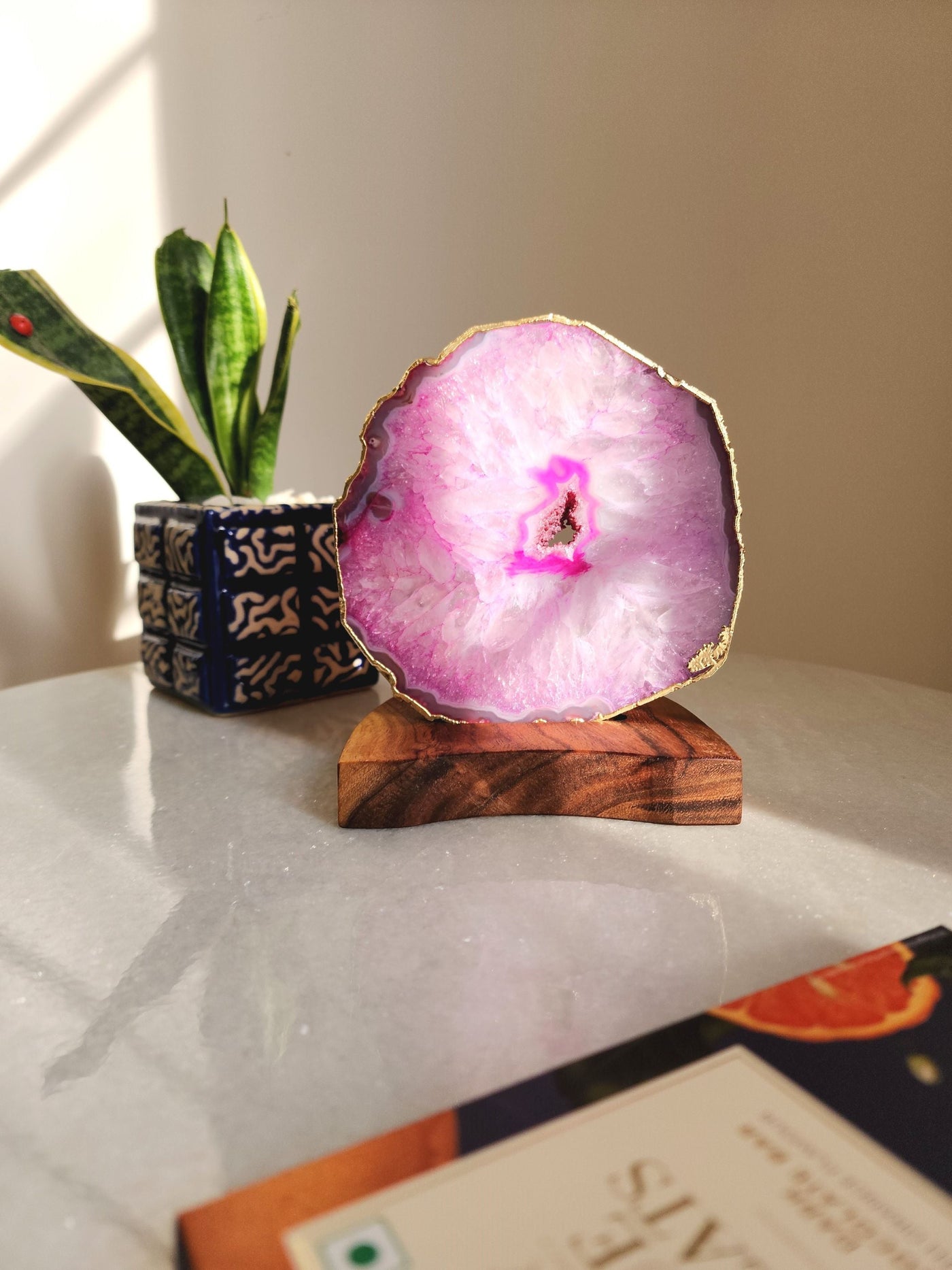 Agate Lamp - Pink Gemstone Gold Plated With Wooden Stand