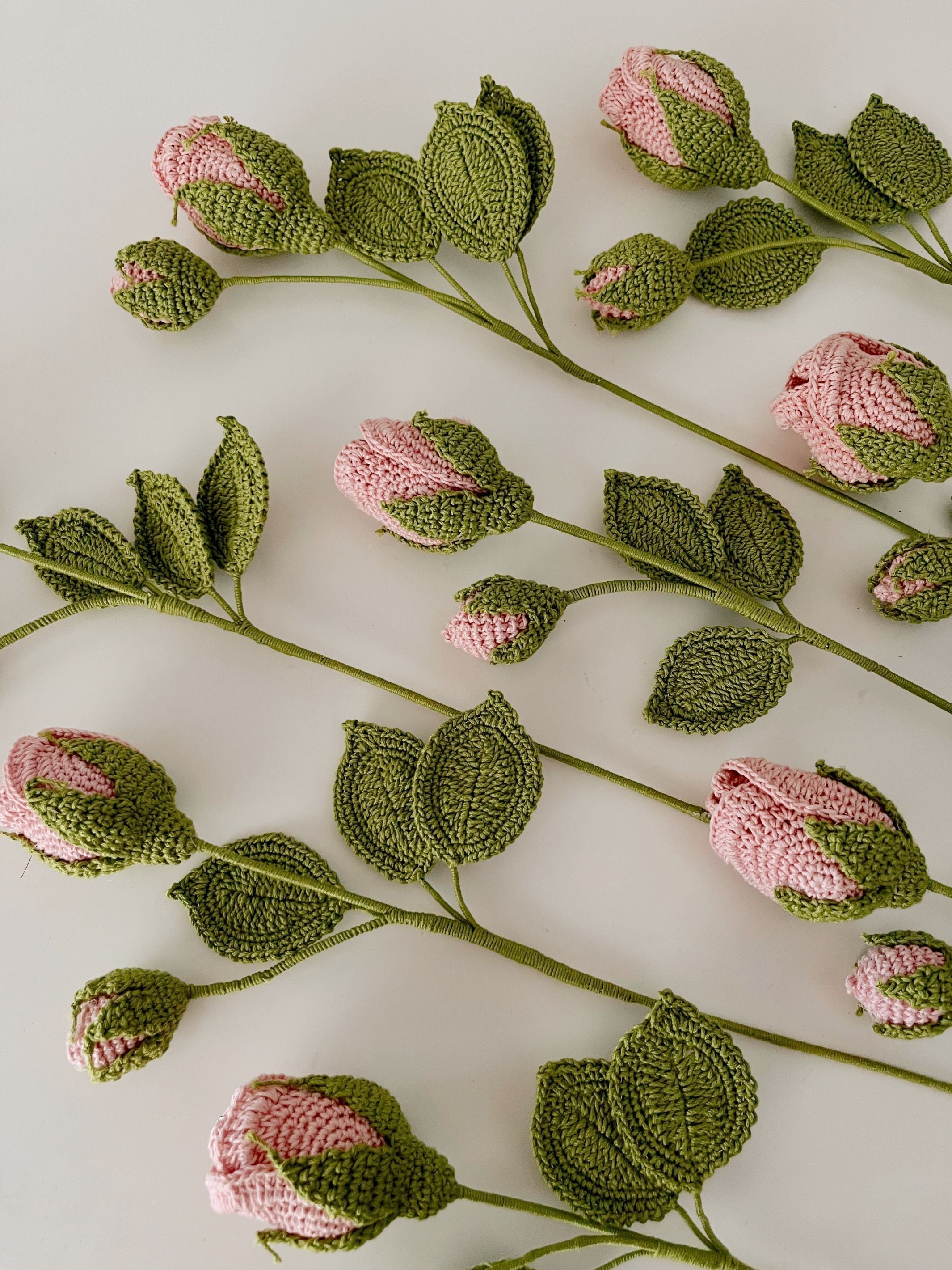 Crochet Flower - Pink rose with Bud