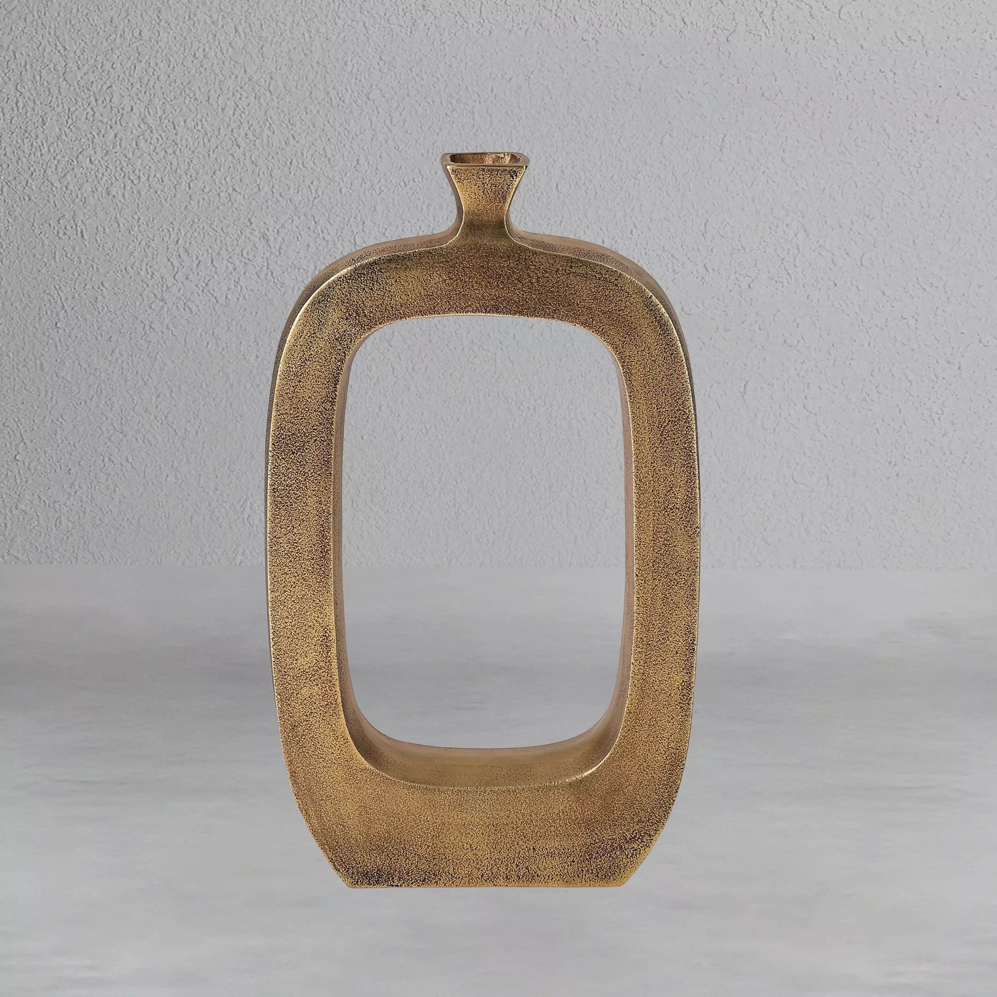 portal-vessel-candle-holder_2_dw.webp