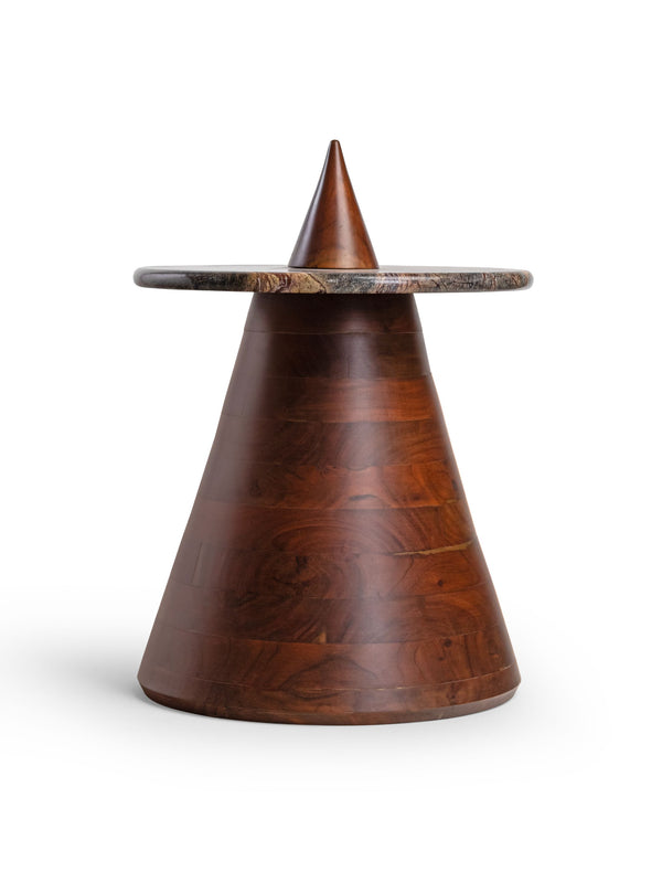 Pyramid table - Bidasar