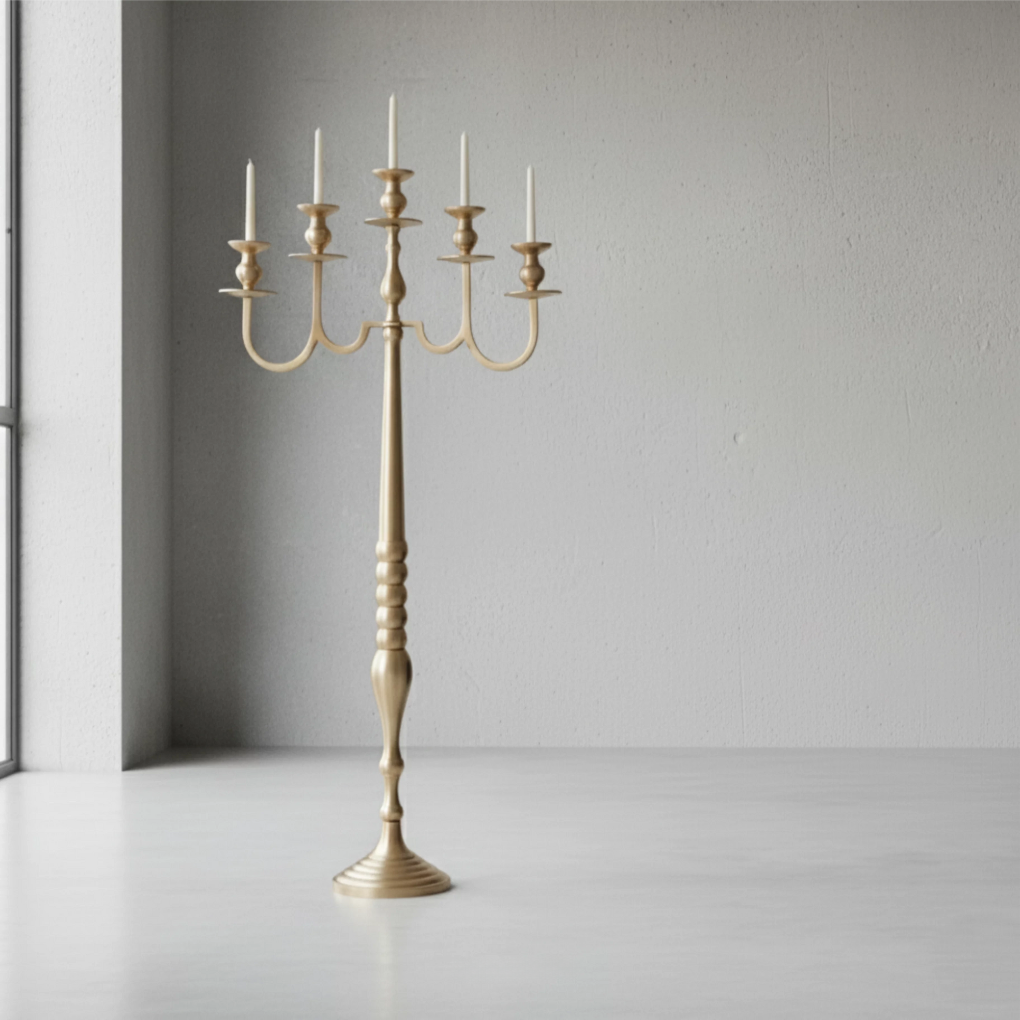 radiance-pure-brass-candle-abra_5_dw.webp