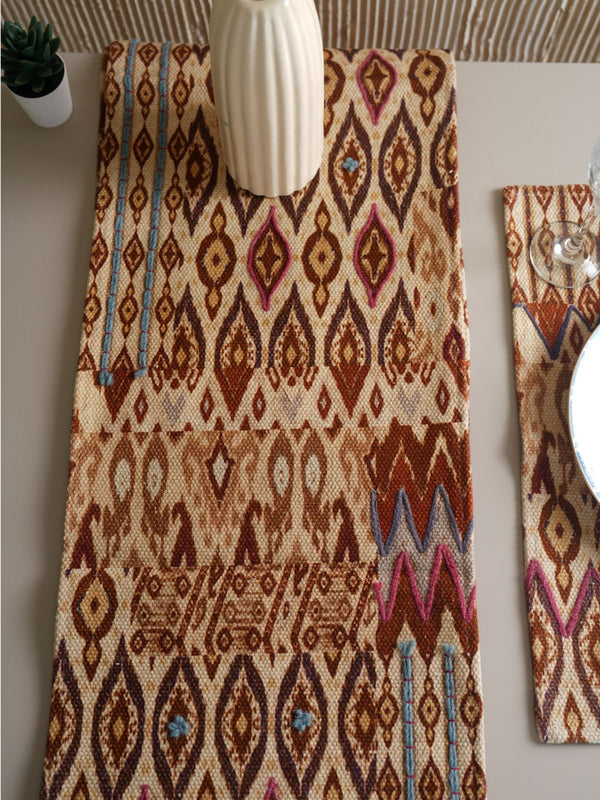 Table Runner - Handloom Radiant Revival